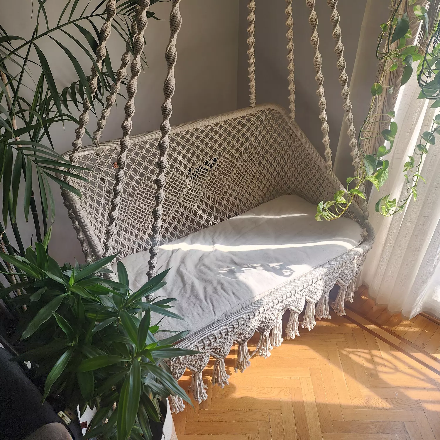 RECTANGLE MACRAME SWING  hover image