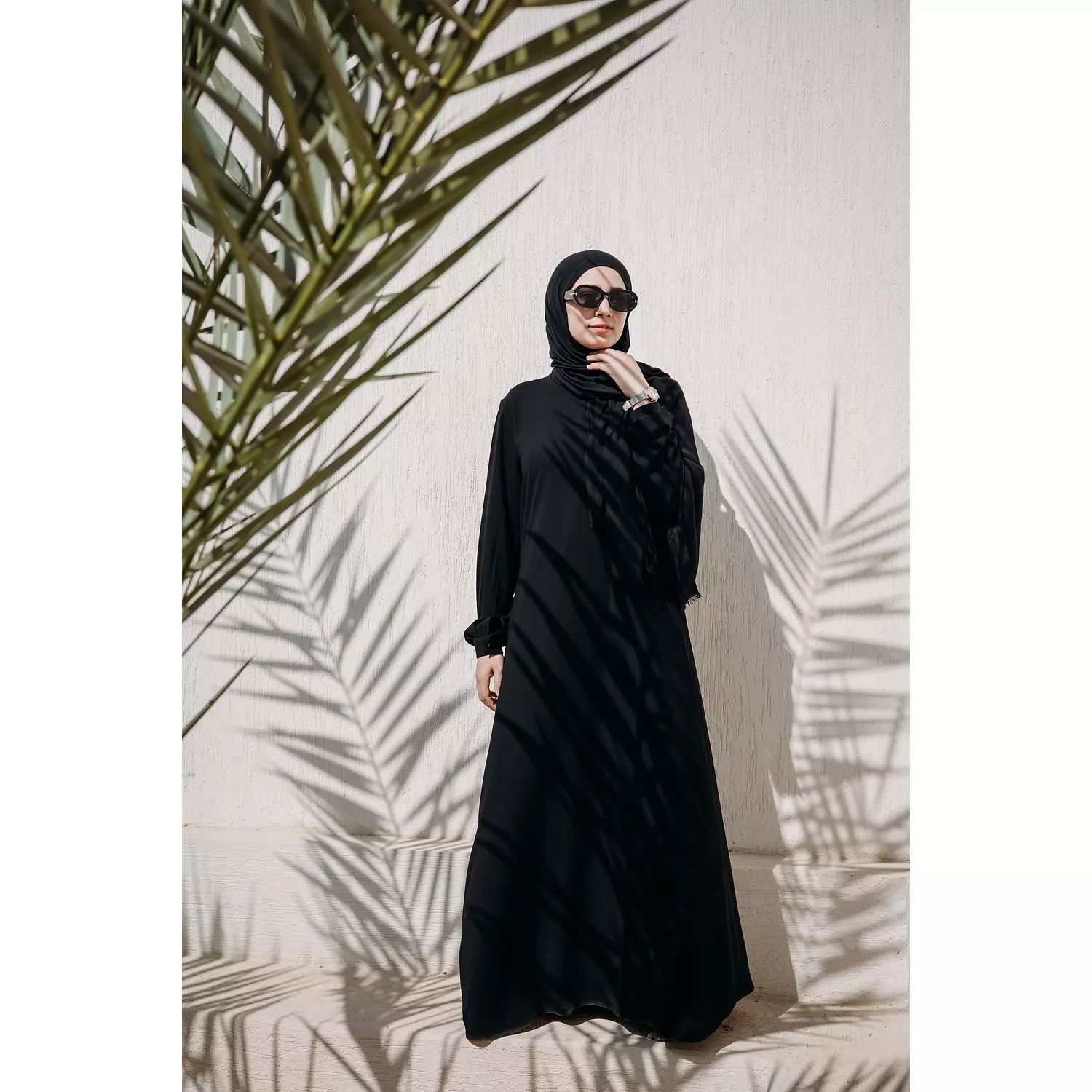 Basic Abaya hover image