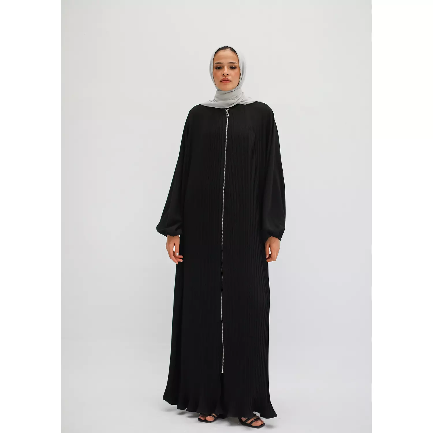 Full Zipper Pleated Abaya  4