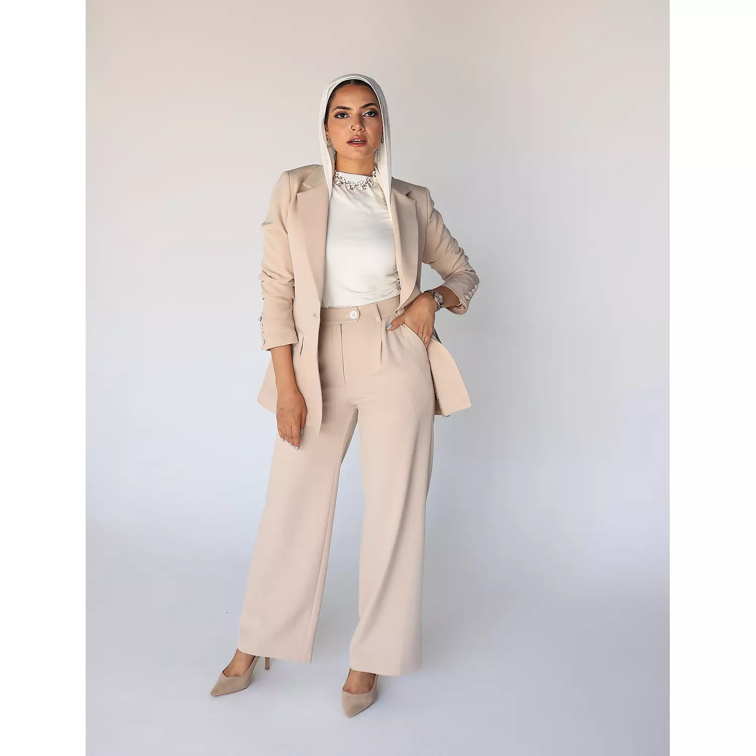 Sandy Wide-leg Straight Mid pants hover image