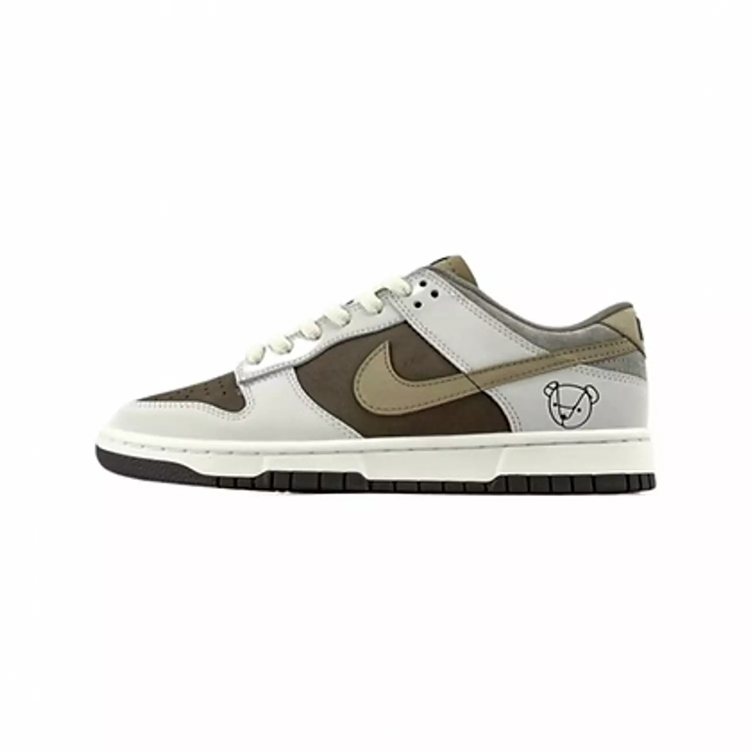 Nike Dunk Low Otomo Katsuhiro hover image