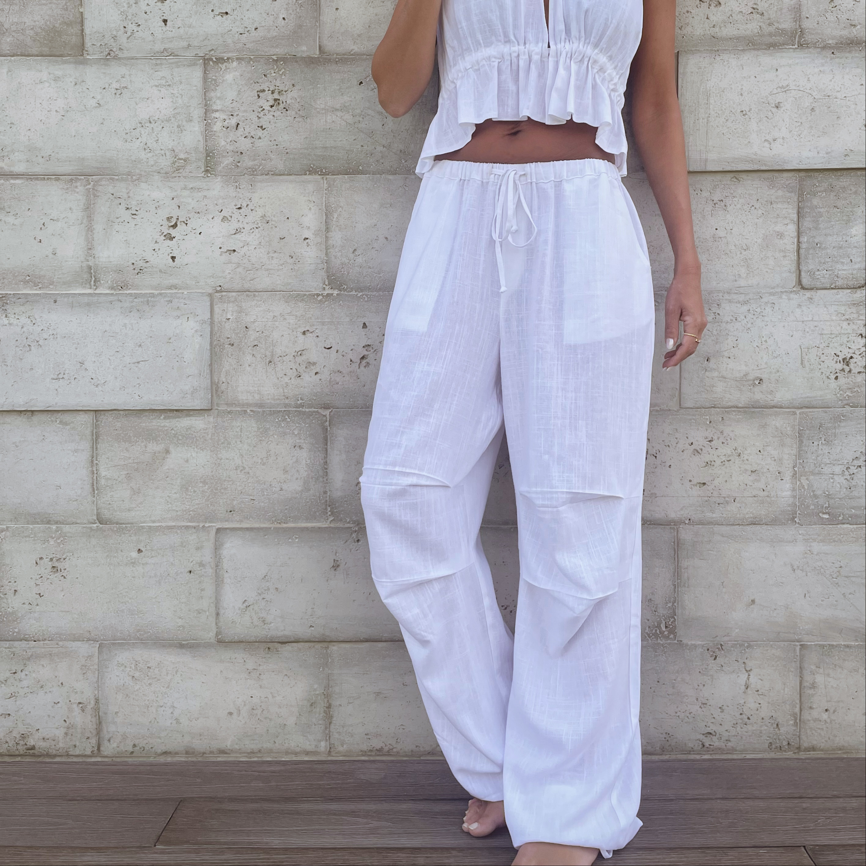 The parachute linen pants hover image