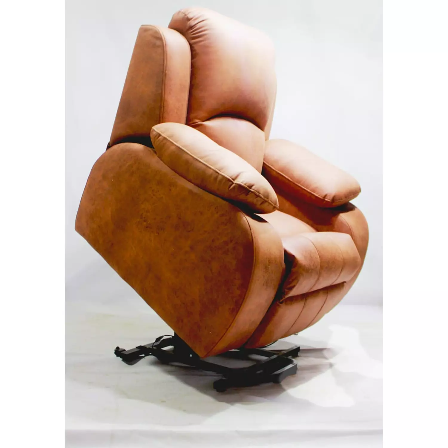 Lazy boy chair - ARTCO.LB.01 hover image