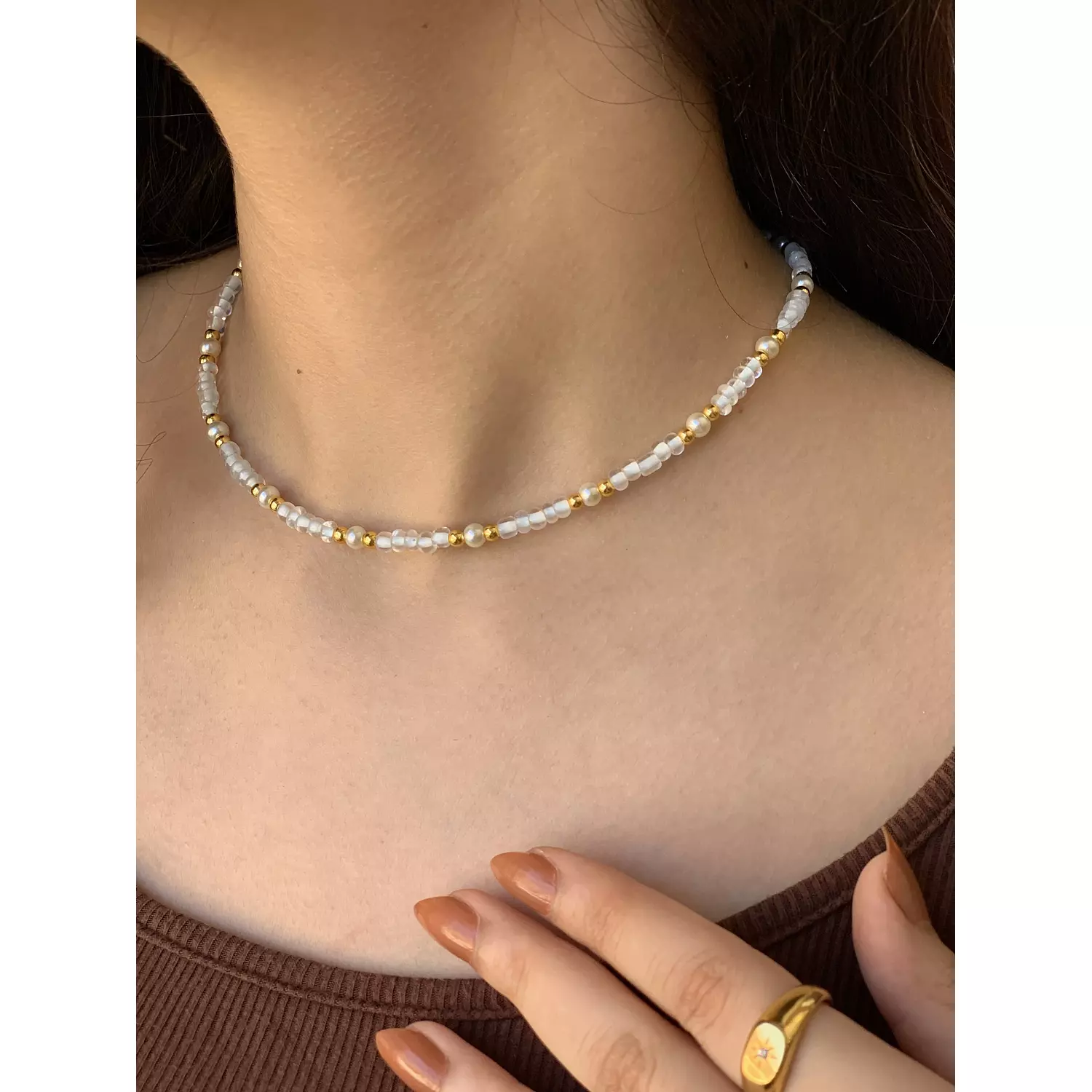 Amora choker hover image