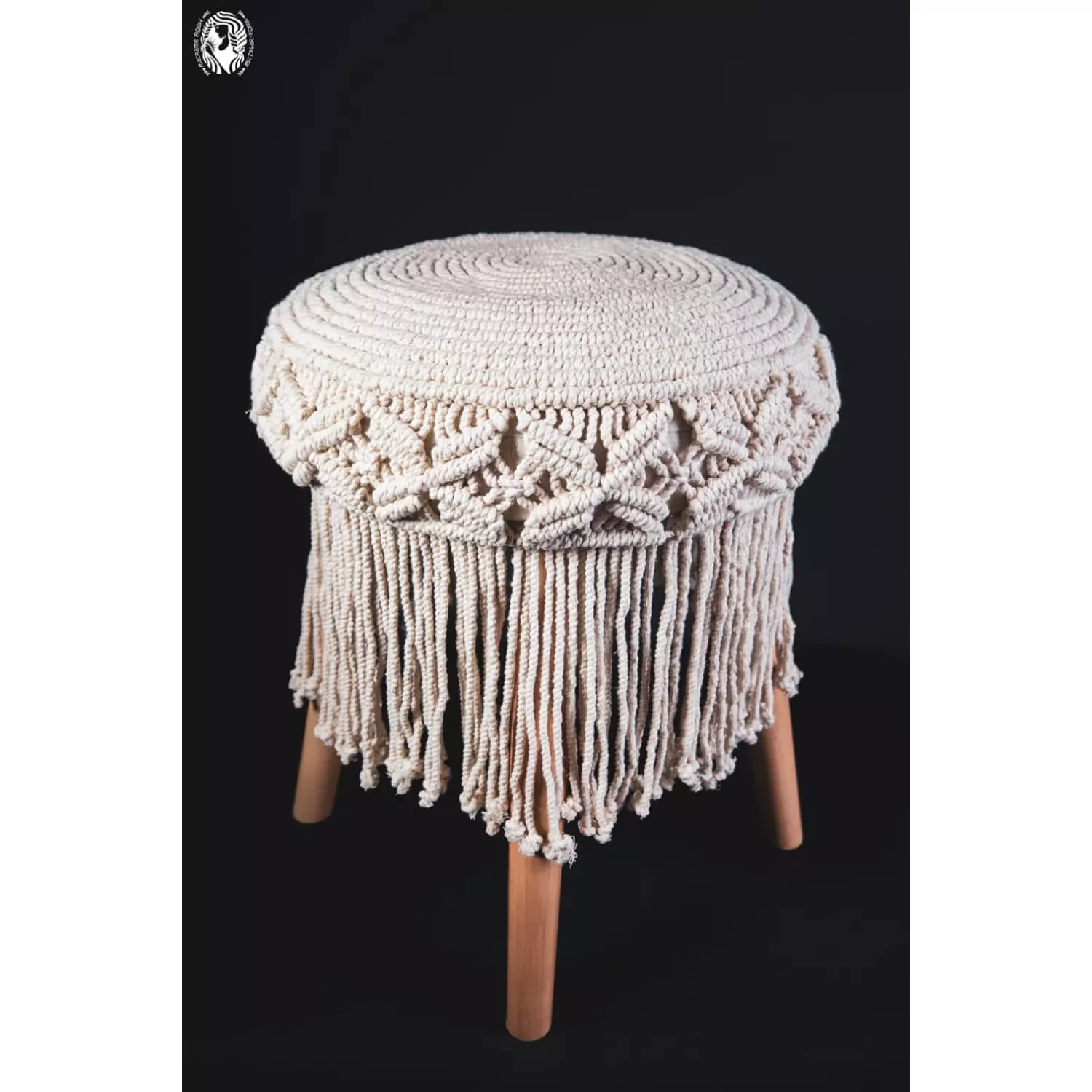 MACRAME POUF WITH FRINGES 0