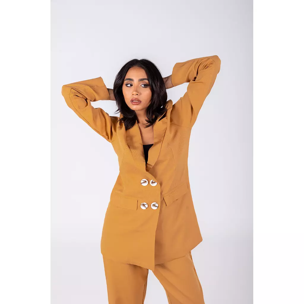 CAMEL SUIT