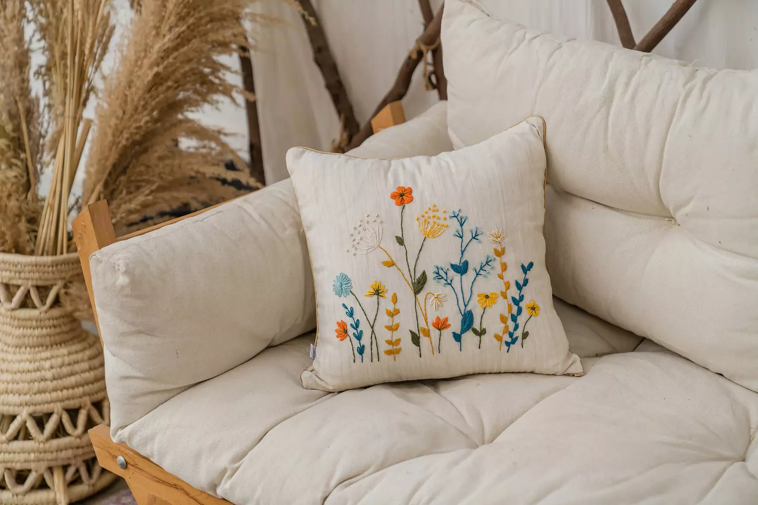 Floral cushion 2