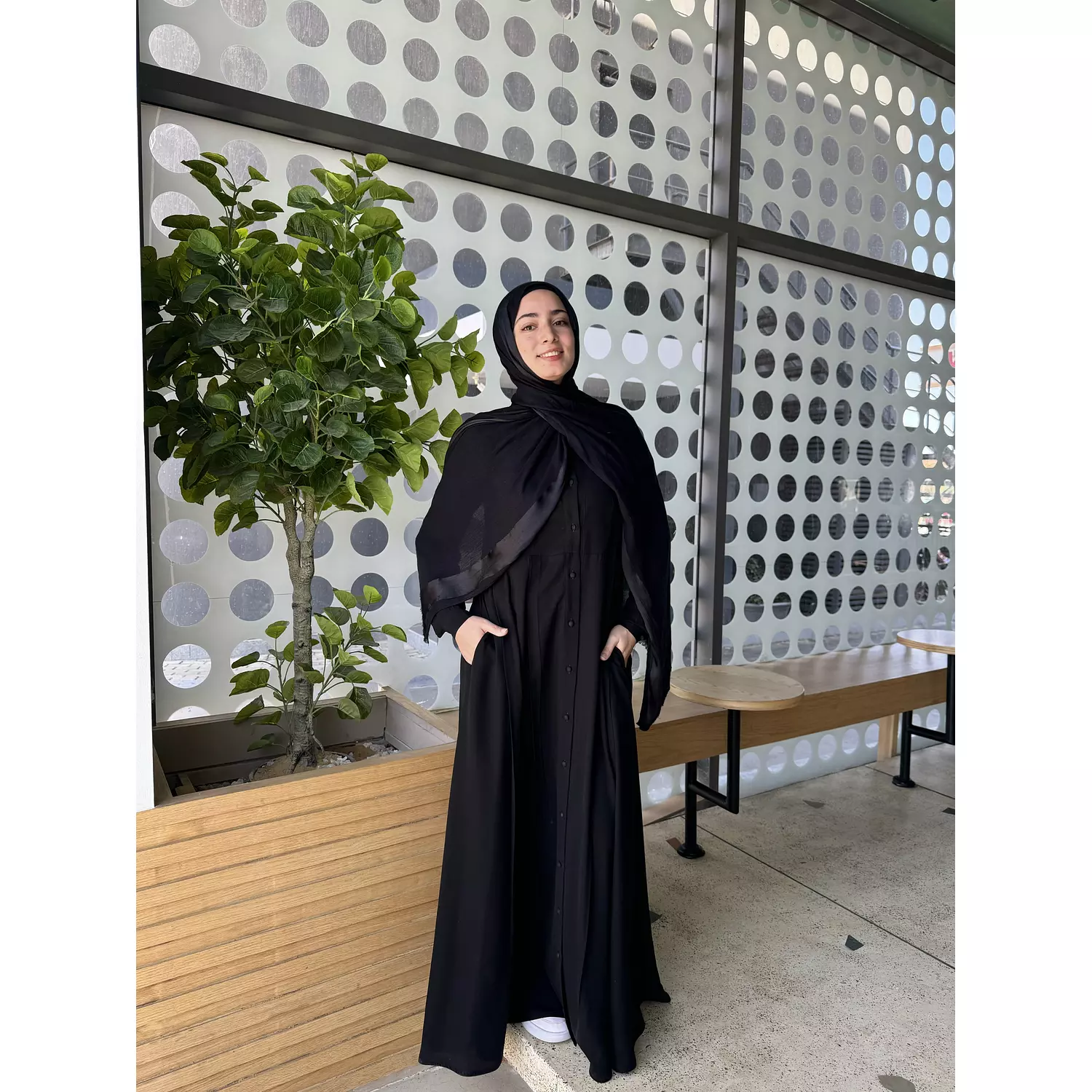 The Buttoned Abaya  5