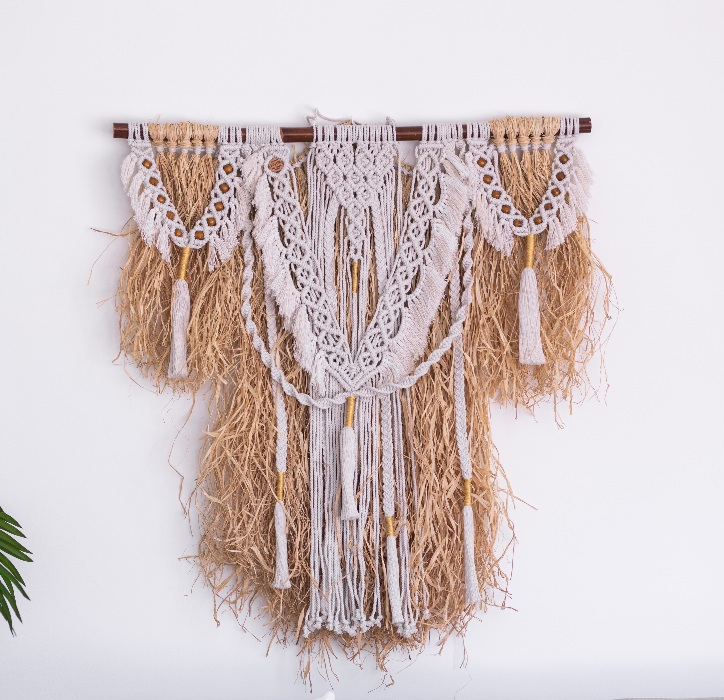 Curly Raffia Wall Hanging