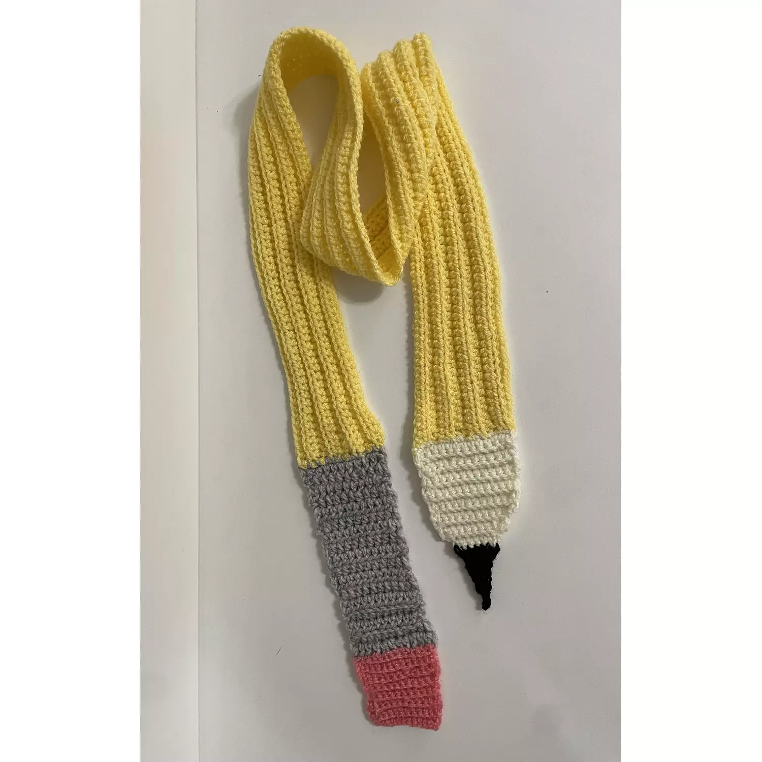 Pencil scarf  hover image