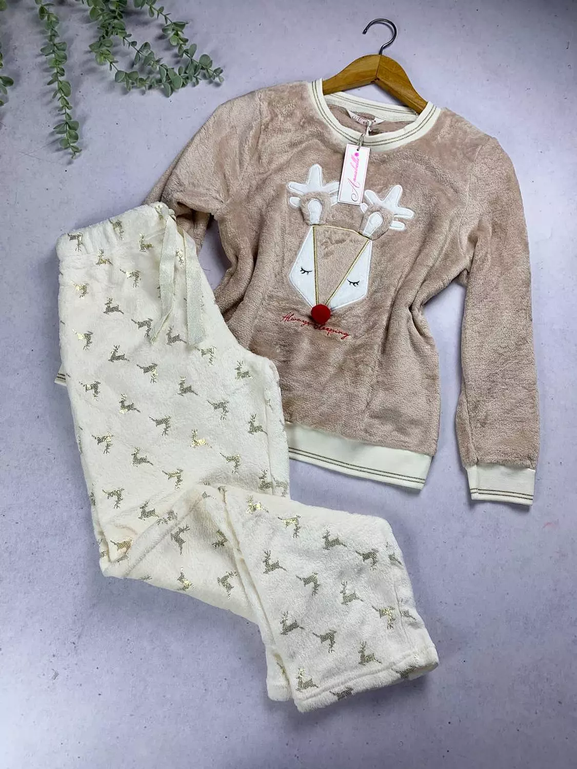 Cozy fur  pijama set  from Anabelle hover image