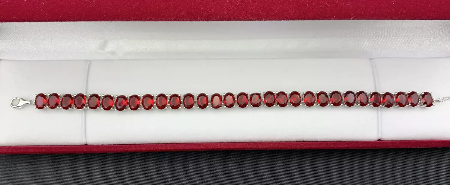 Ruby bracelet-2nd-img