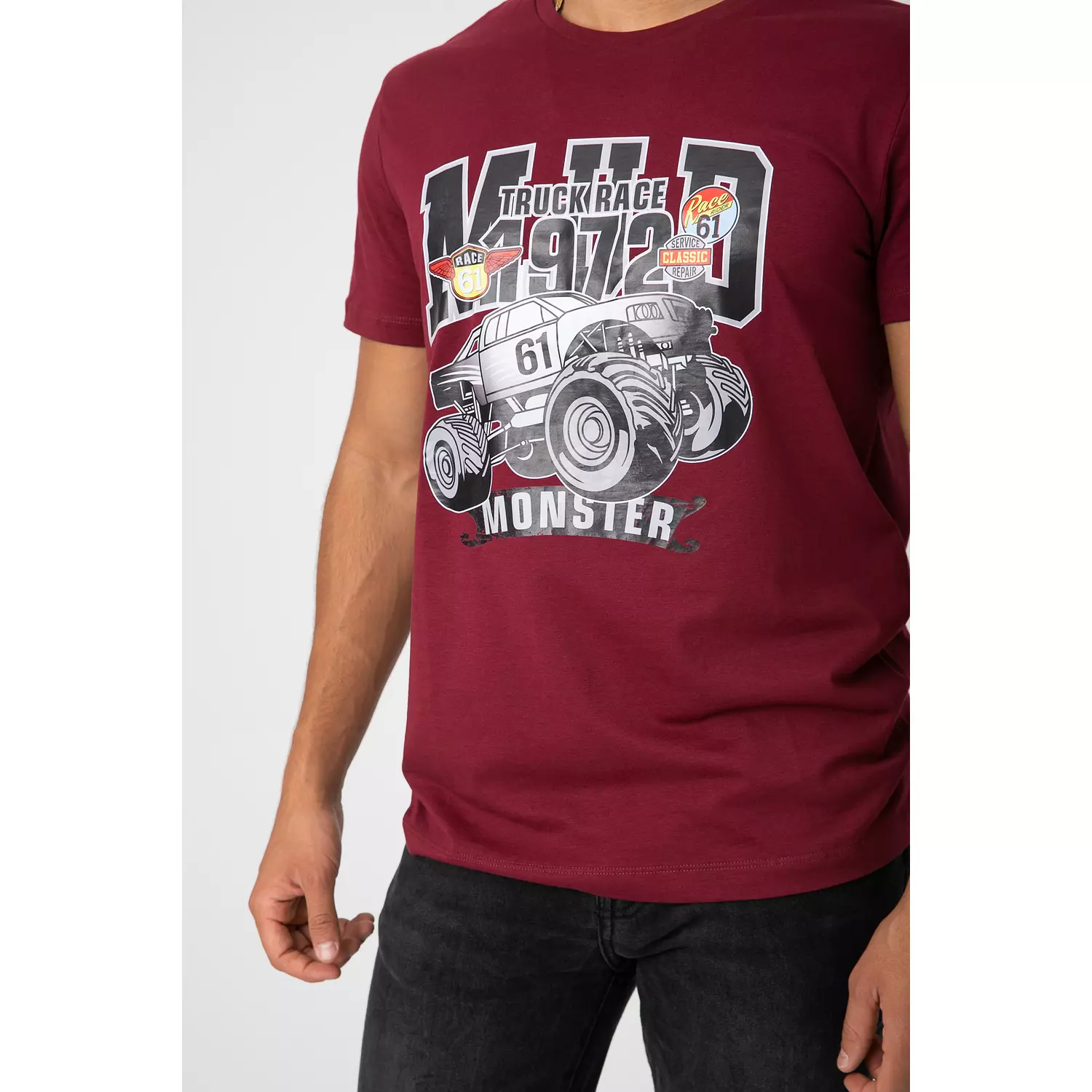 T-SHIRT WITH CAR PRINT. 2