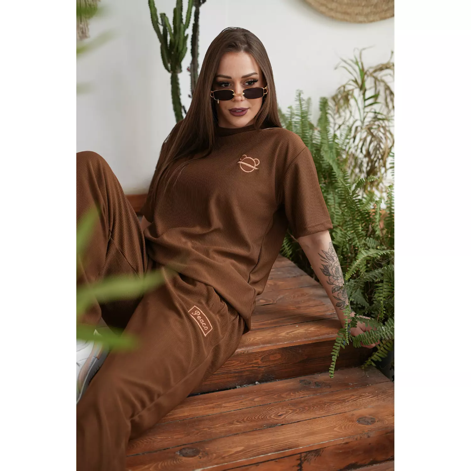 Brown unisex t-shirt  2