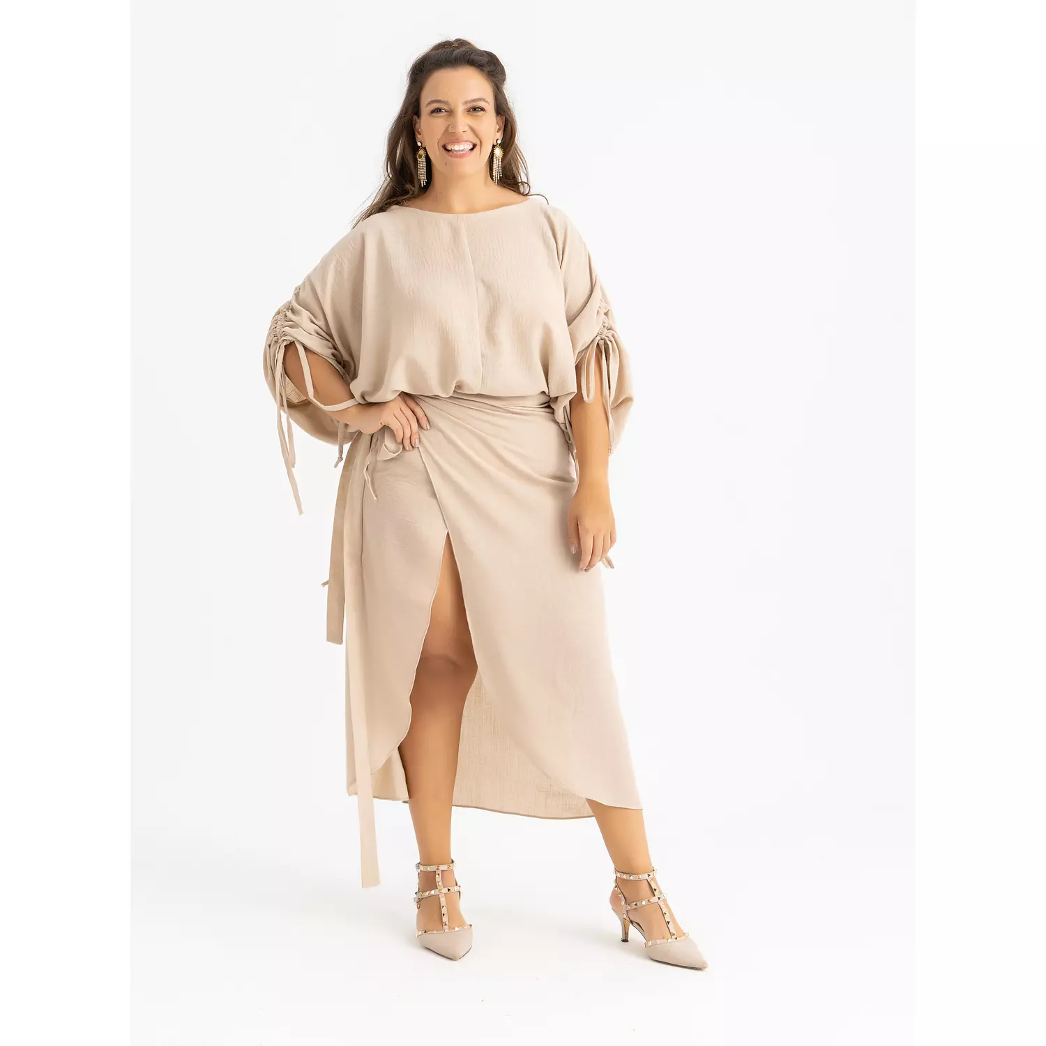 The CAROLINA linen wrapped midi skirt  1