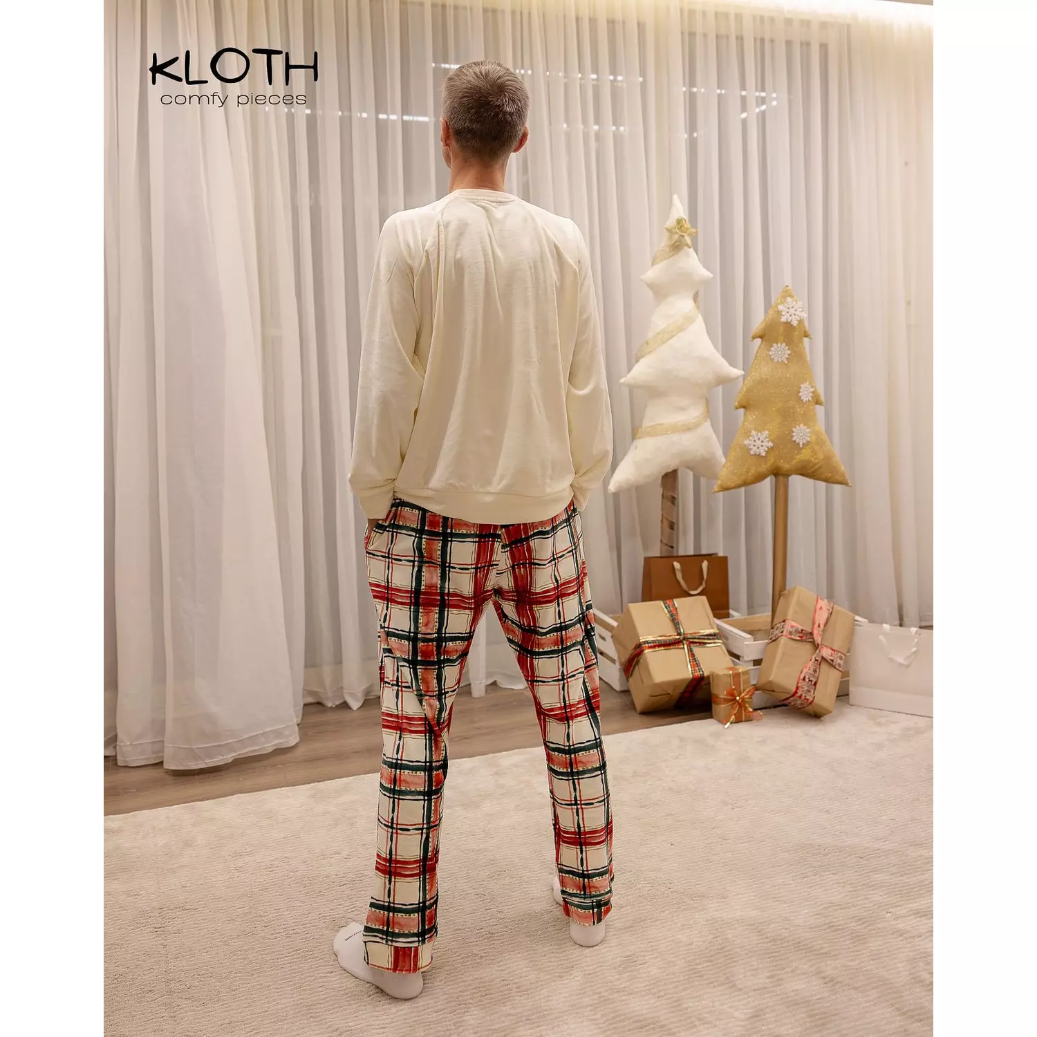 CHRISTMAS PAJAMAS FOR THE FAMILY (RED & GREEN PANTS) 4