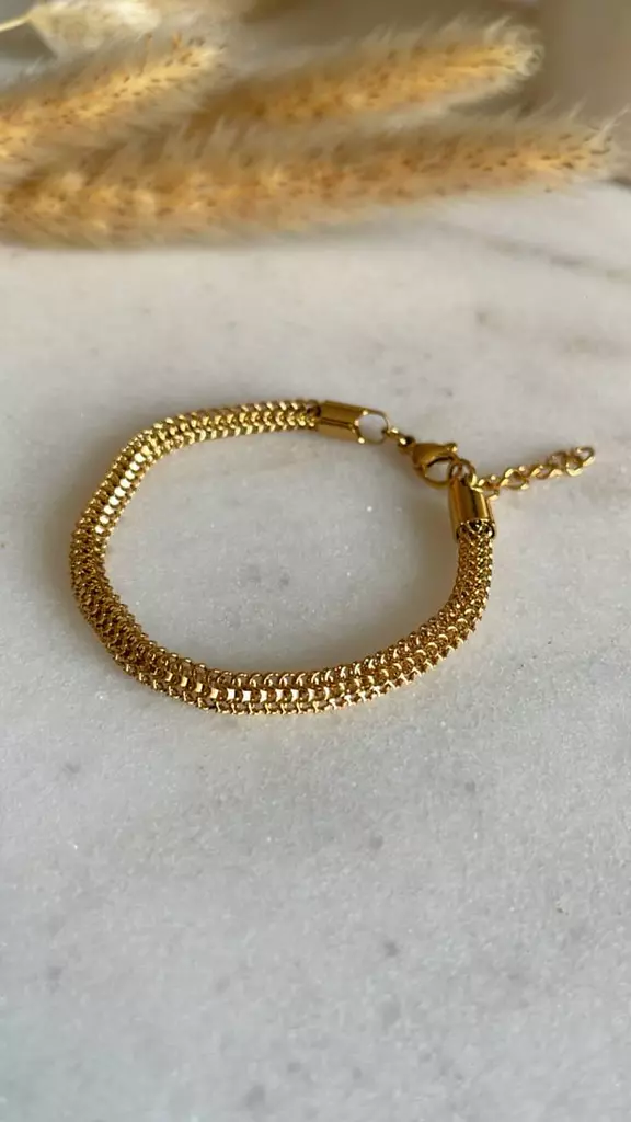 Gold bracelet