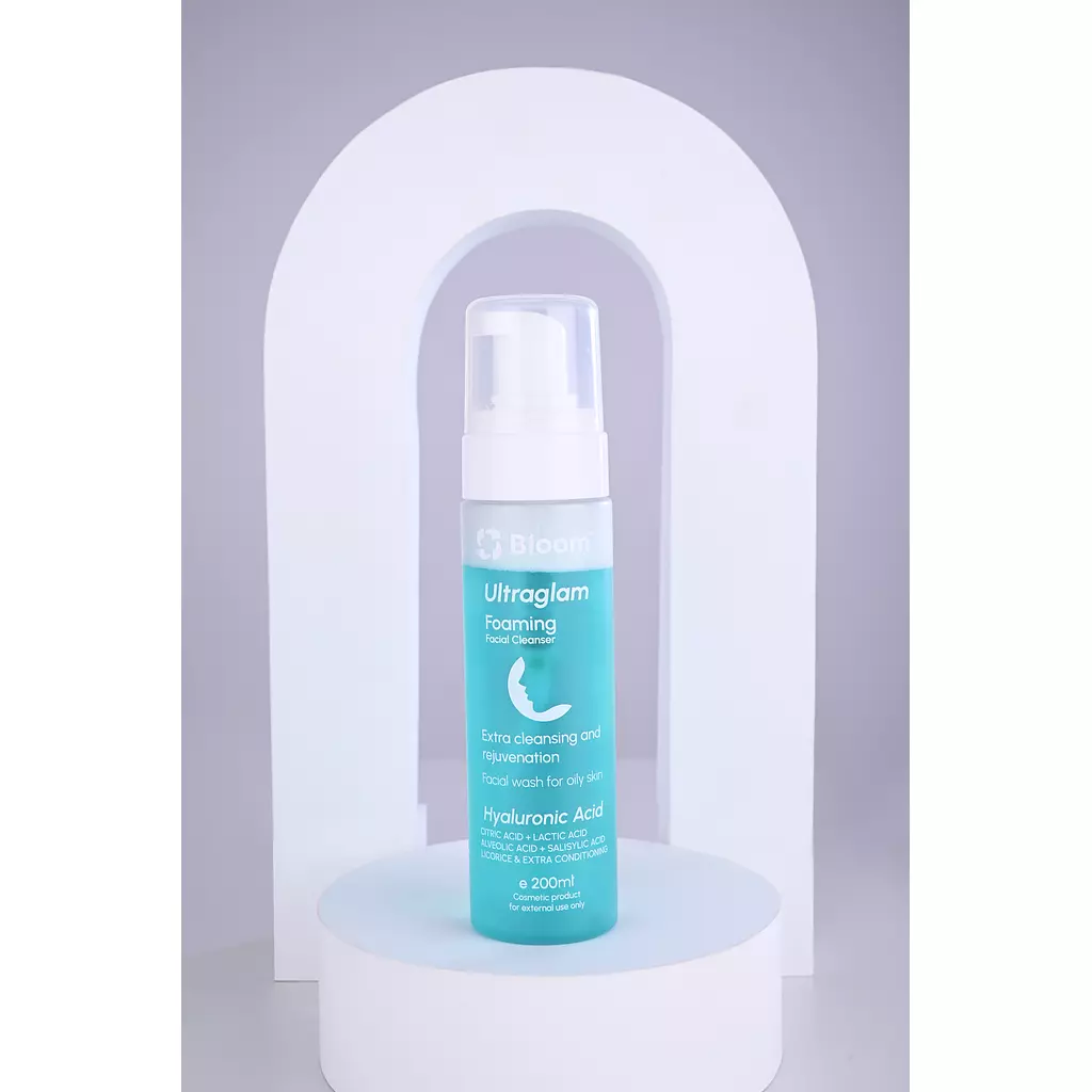 Ultra Glam Foaming Facial Cleanser