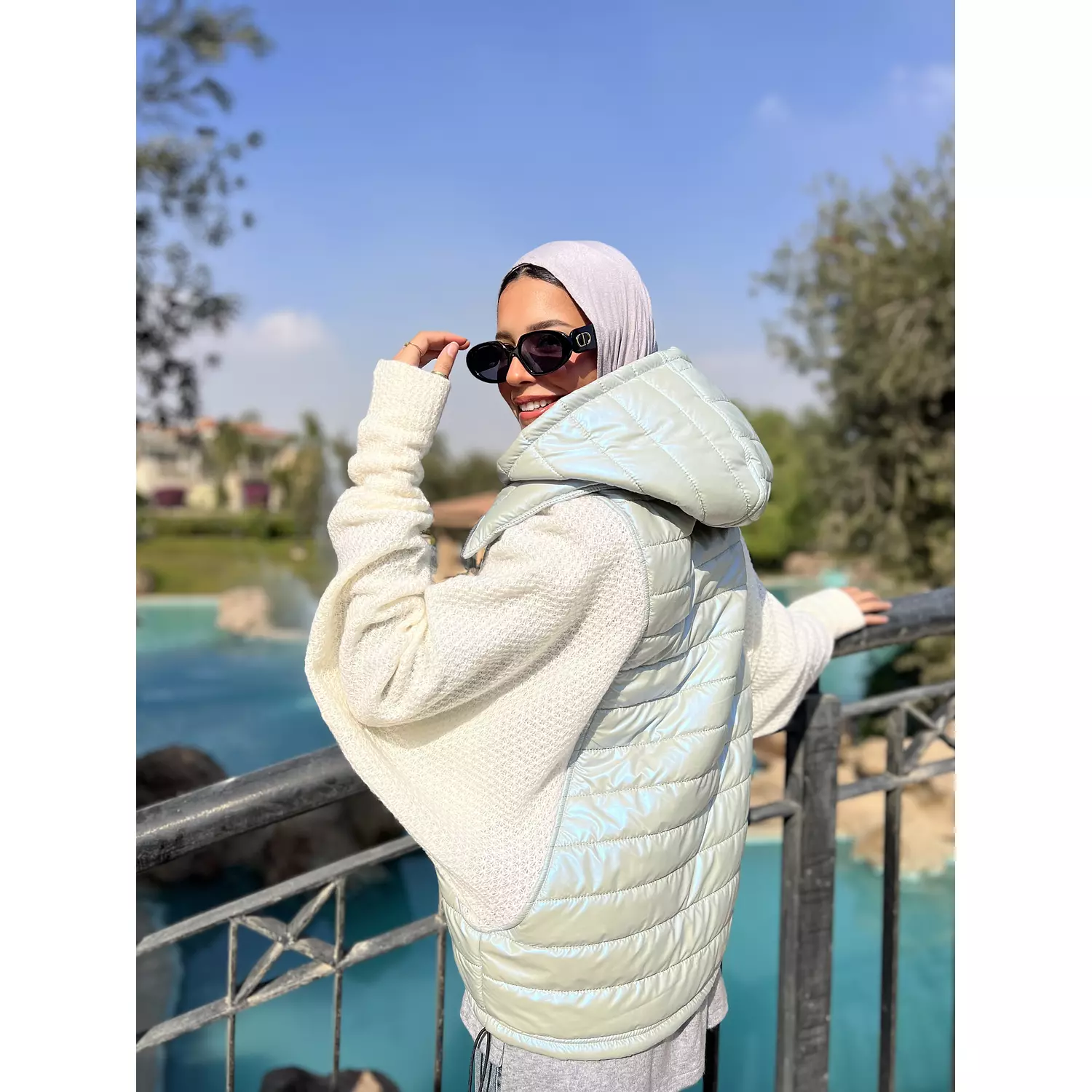 Baby blue/Off-white wingy puffy jacket 2