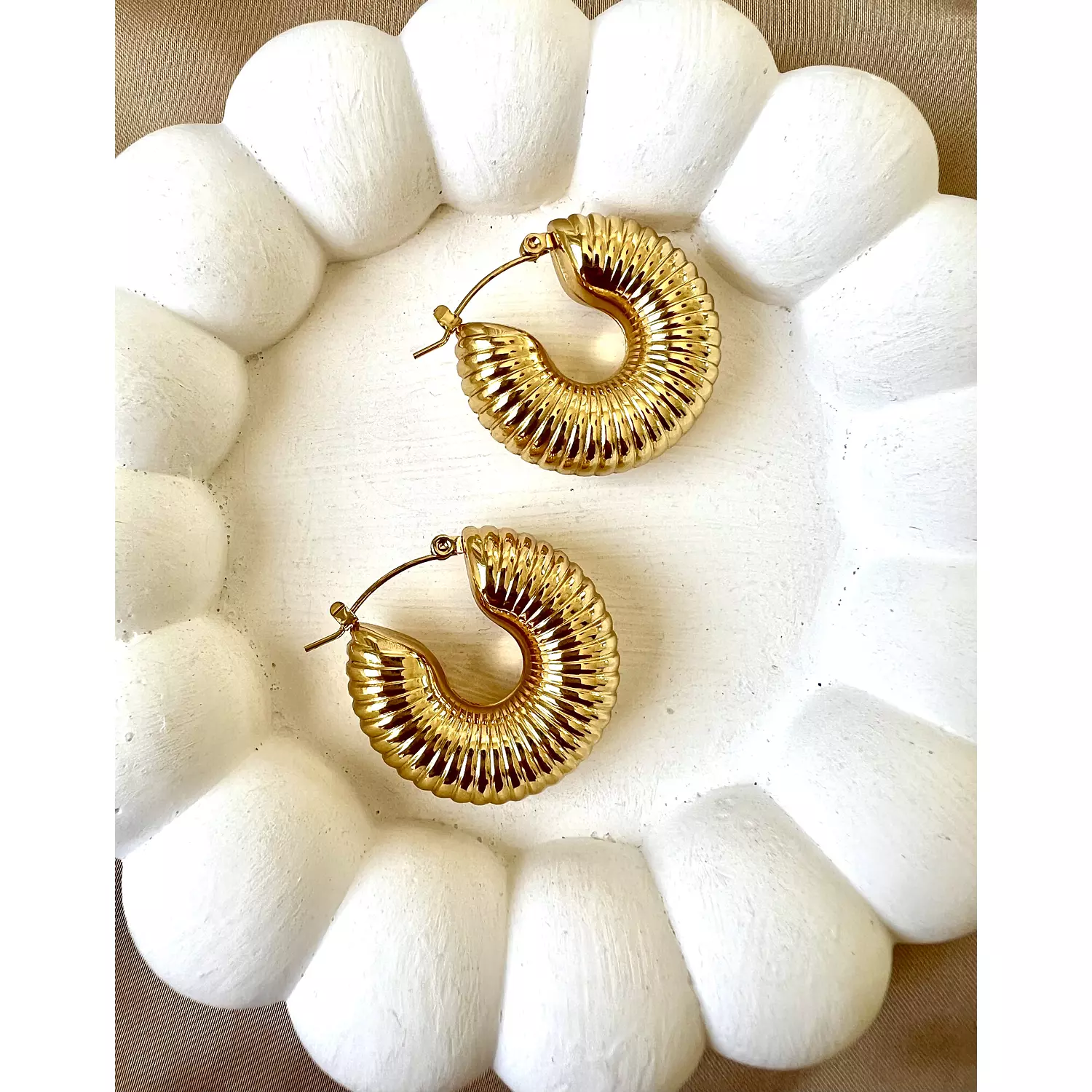 Brioche hoops hover image