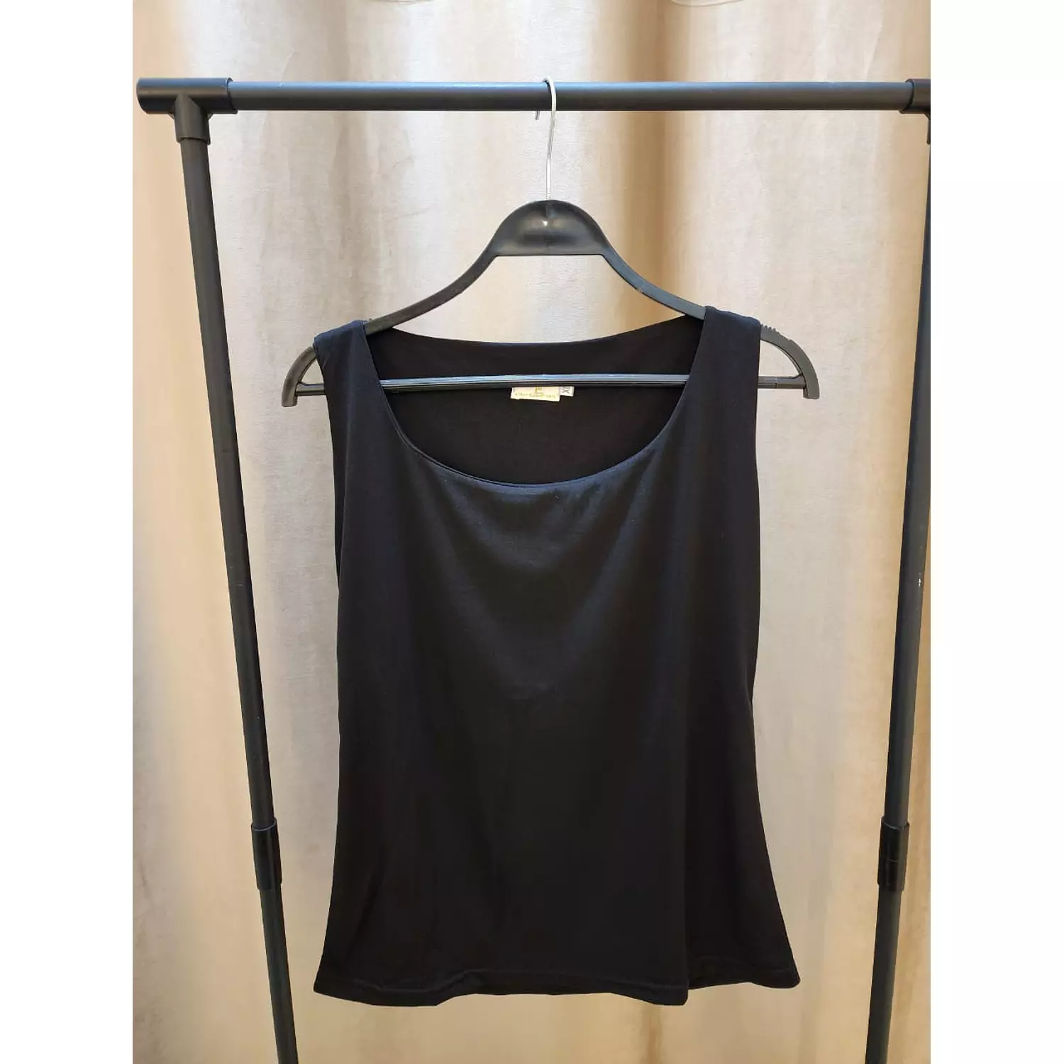 Basic Sleeveless Lycra Undershirts 4