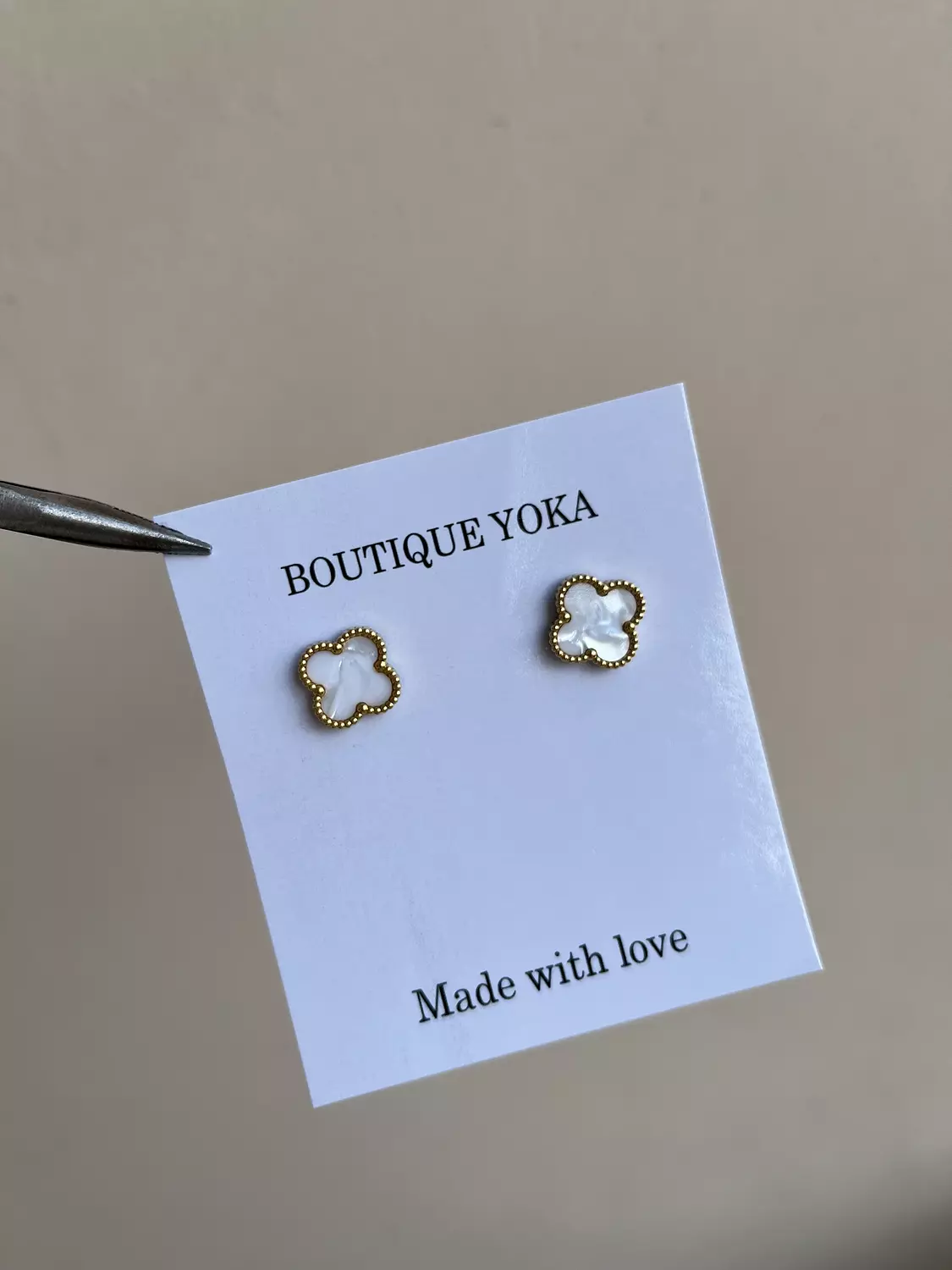 Van Cleef earrings in white hover image