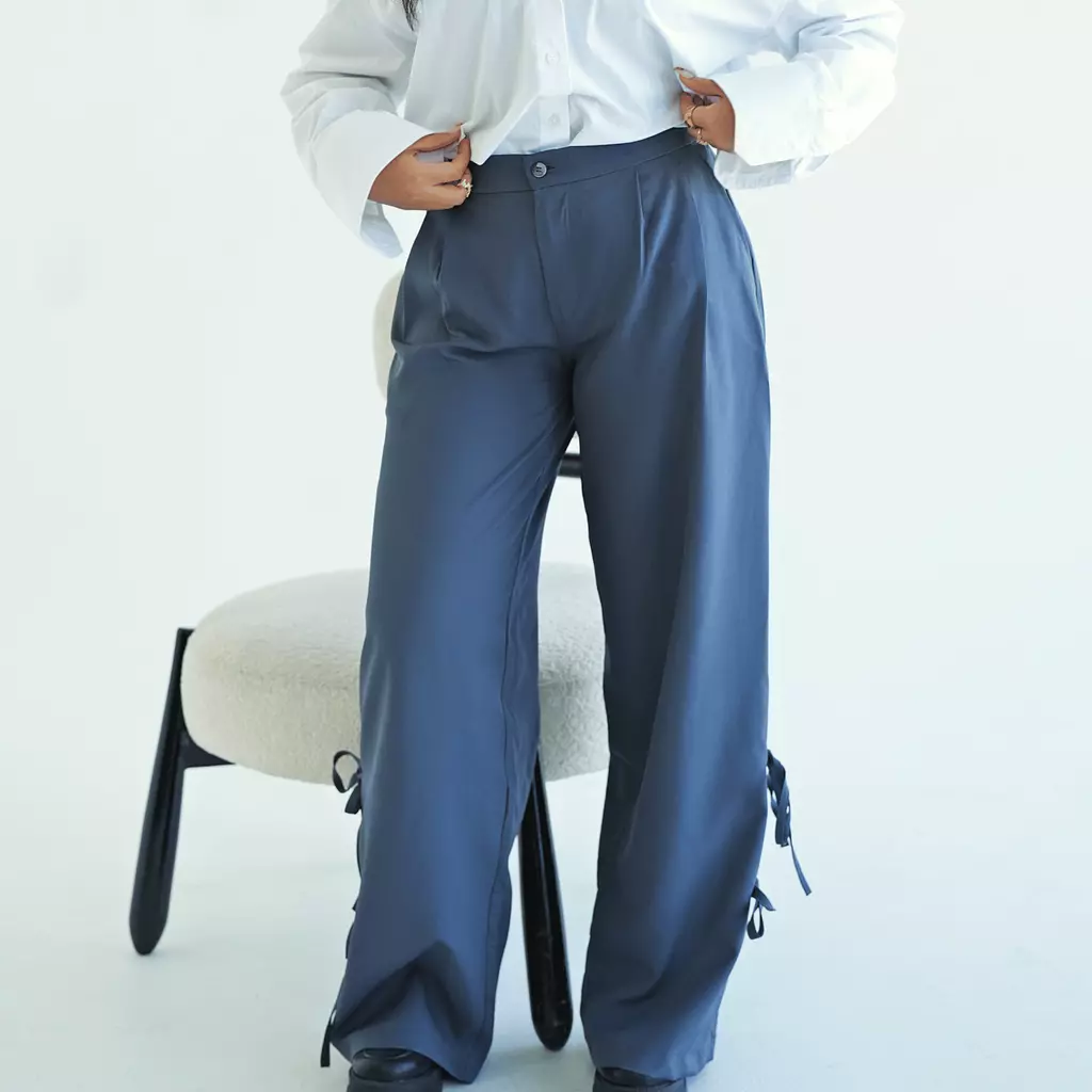 Double Bow Pants in Grey