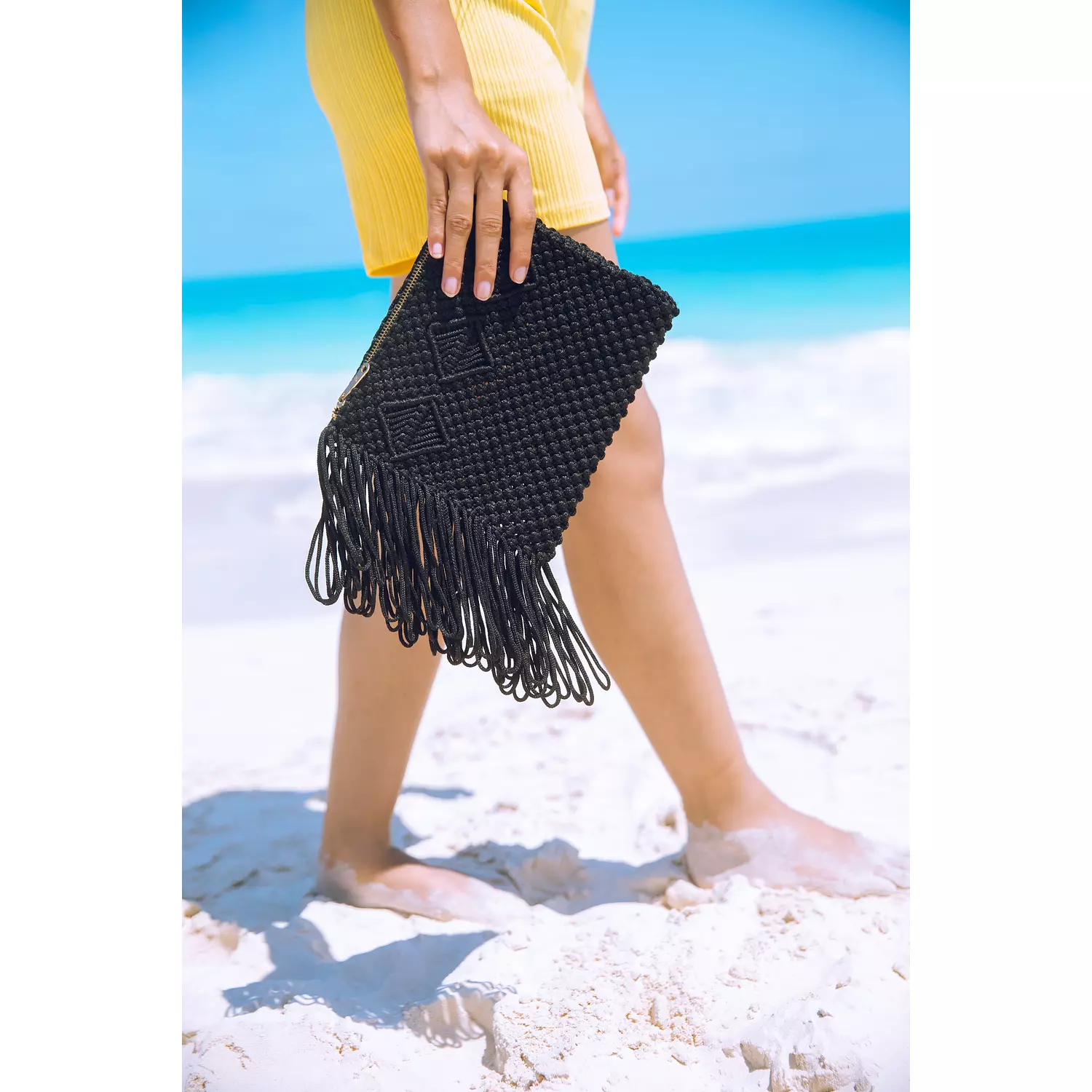 TASSELS MACRAME BAG 1