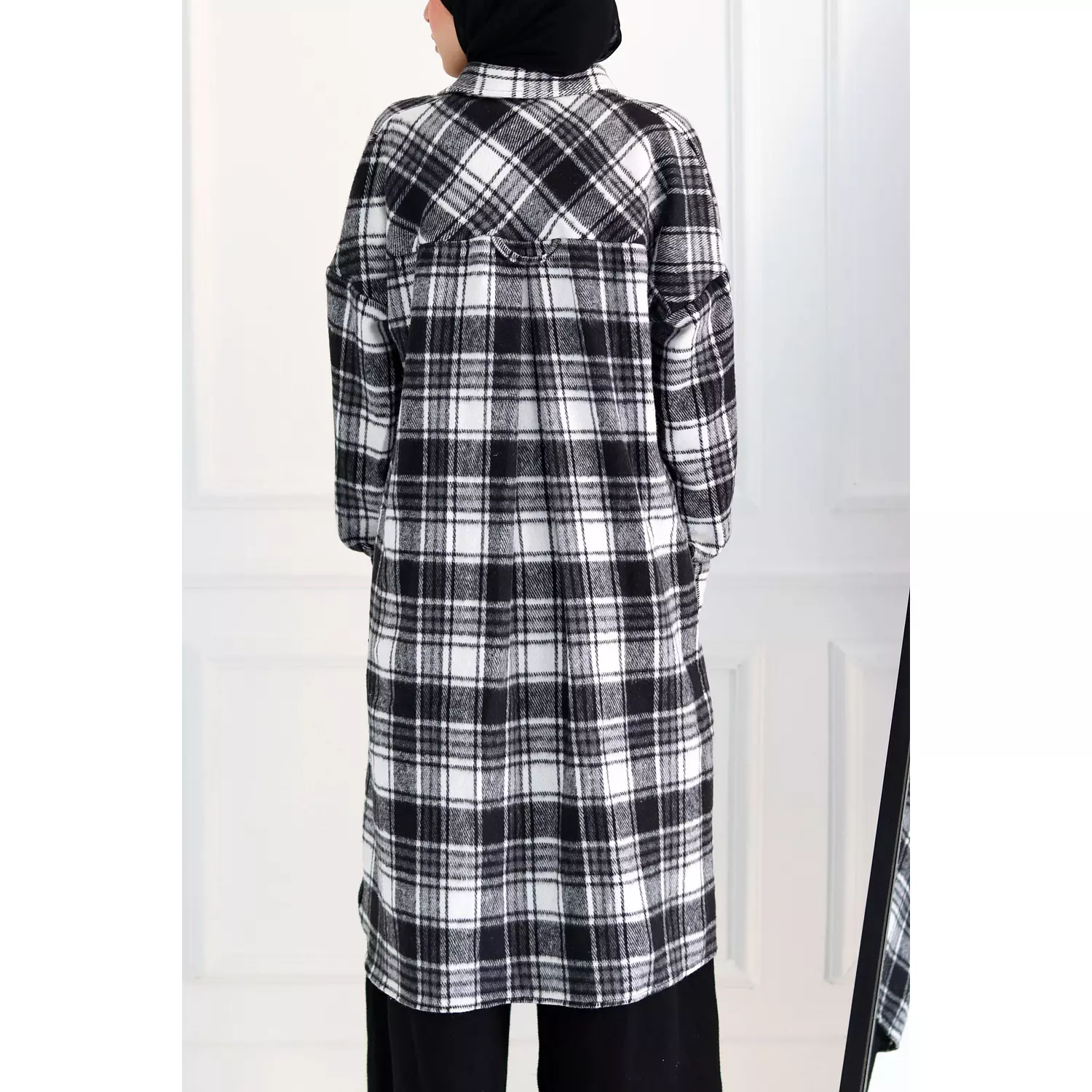 Black & White Checkered Oversize Shirt 9