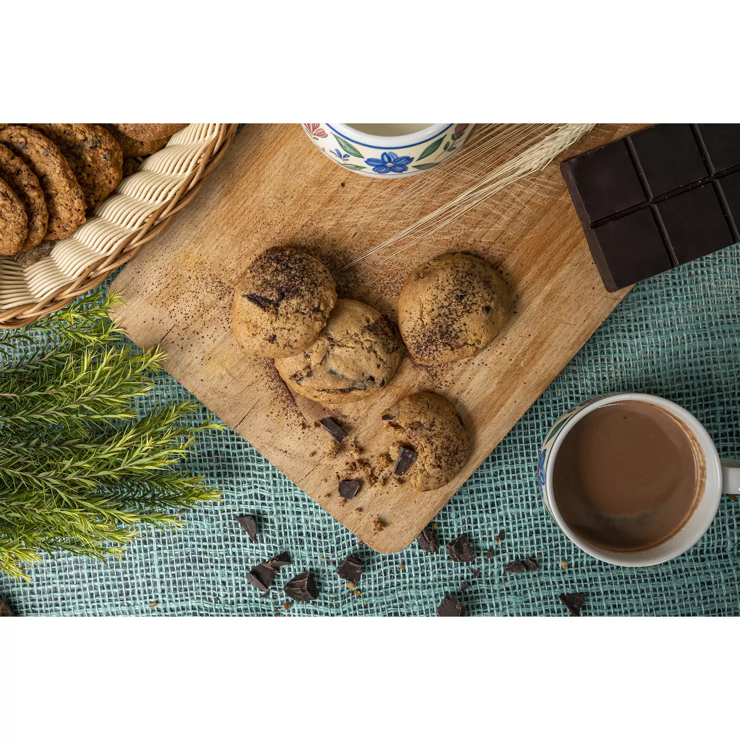 Vanilla Chocolate Chip Cookies 3