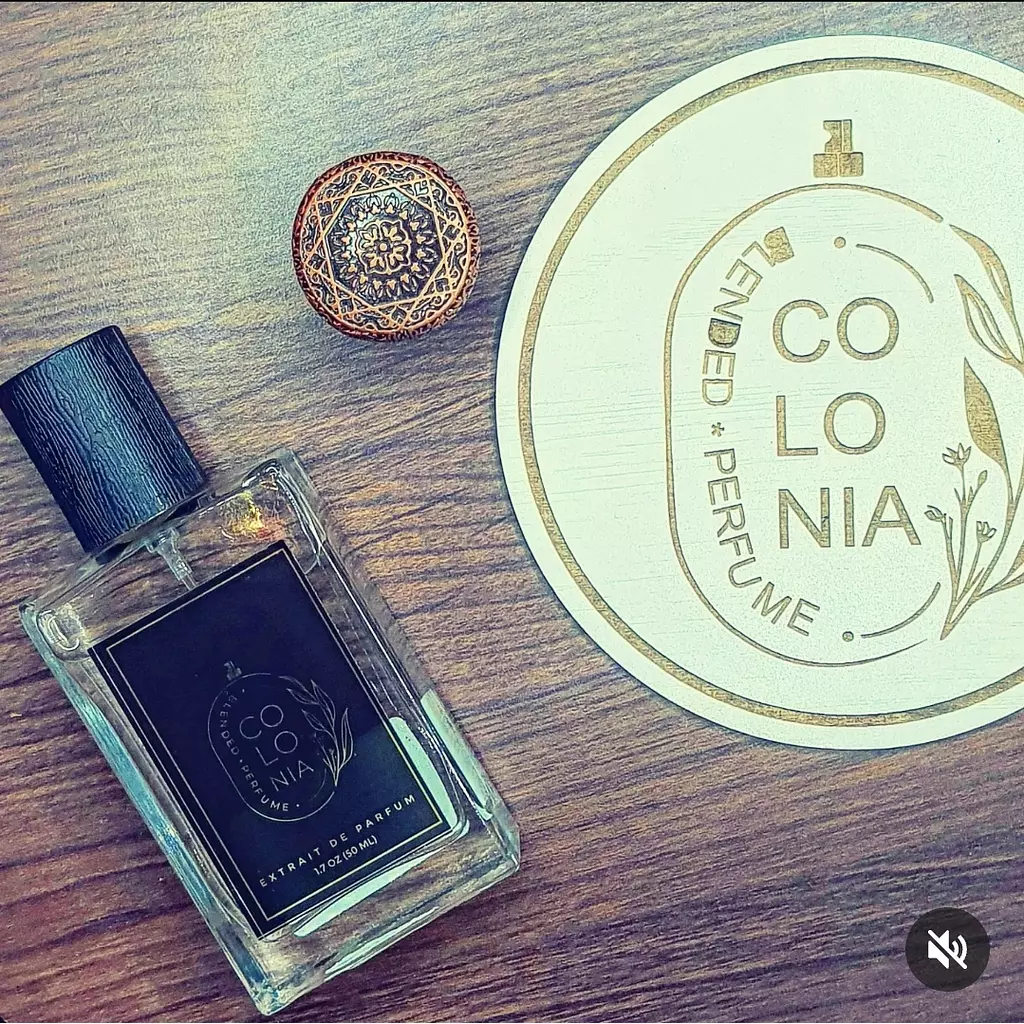 Al Hussain Nights - Colonia (ليالي الحسين - من إصدارات كولونيا الحصرية) عطر للرجال