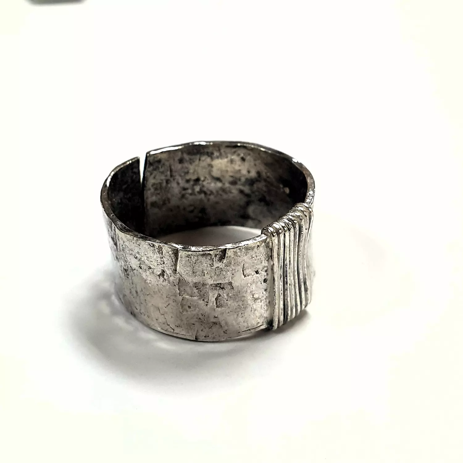 Textured silver ring-2nd-img