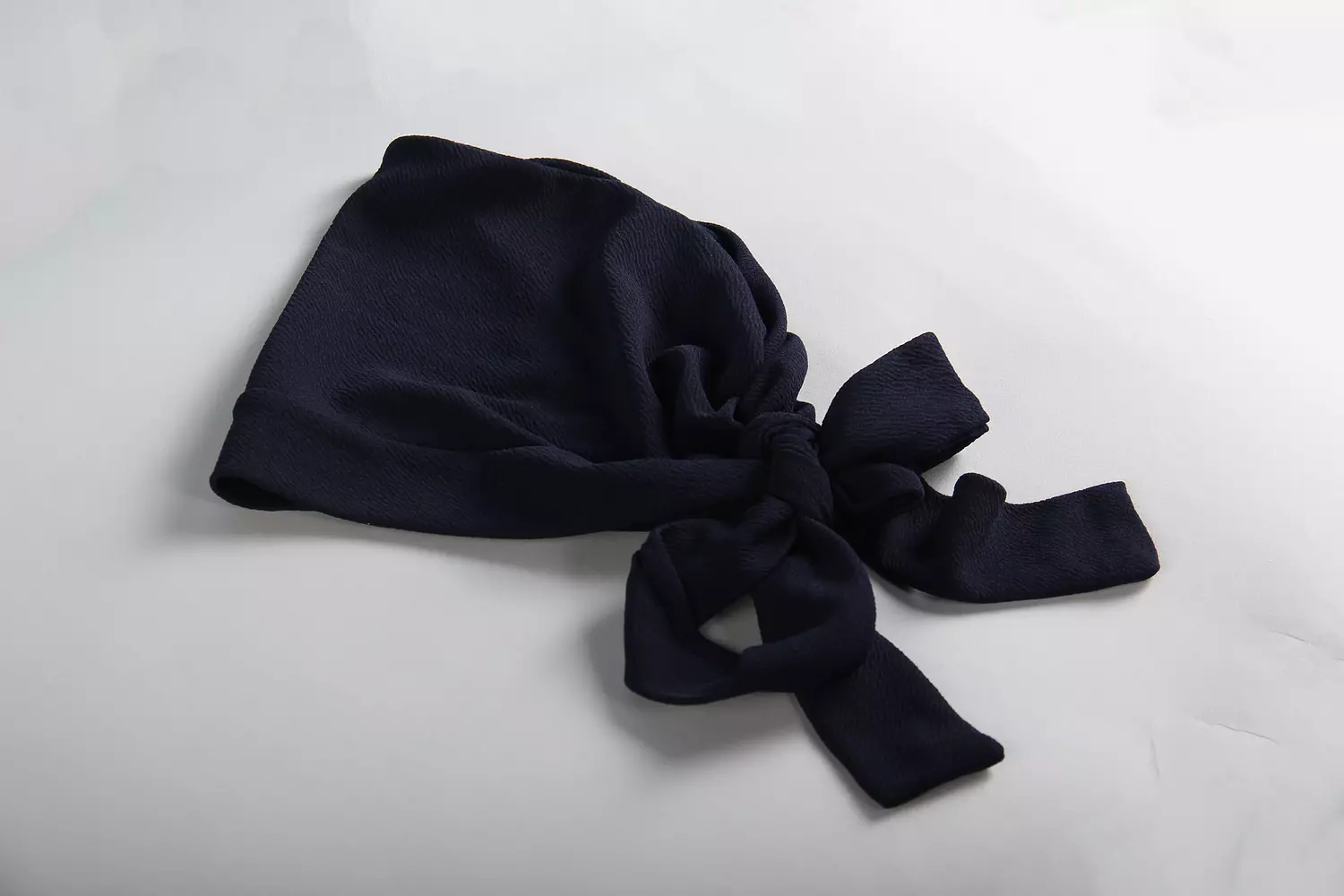 Turban Prettiness-Navy hover image