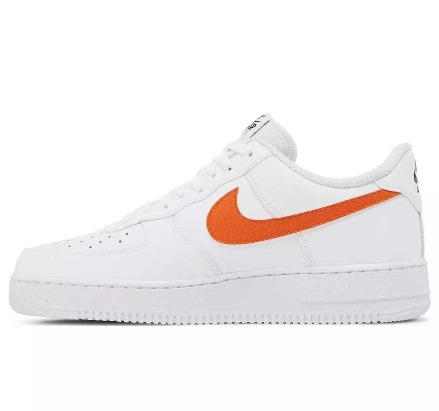 Air Force 1 '07 'Spray Paint Swoosh - Safety Orange' 2