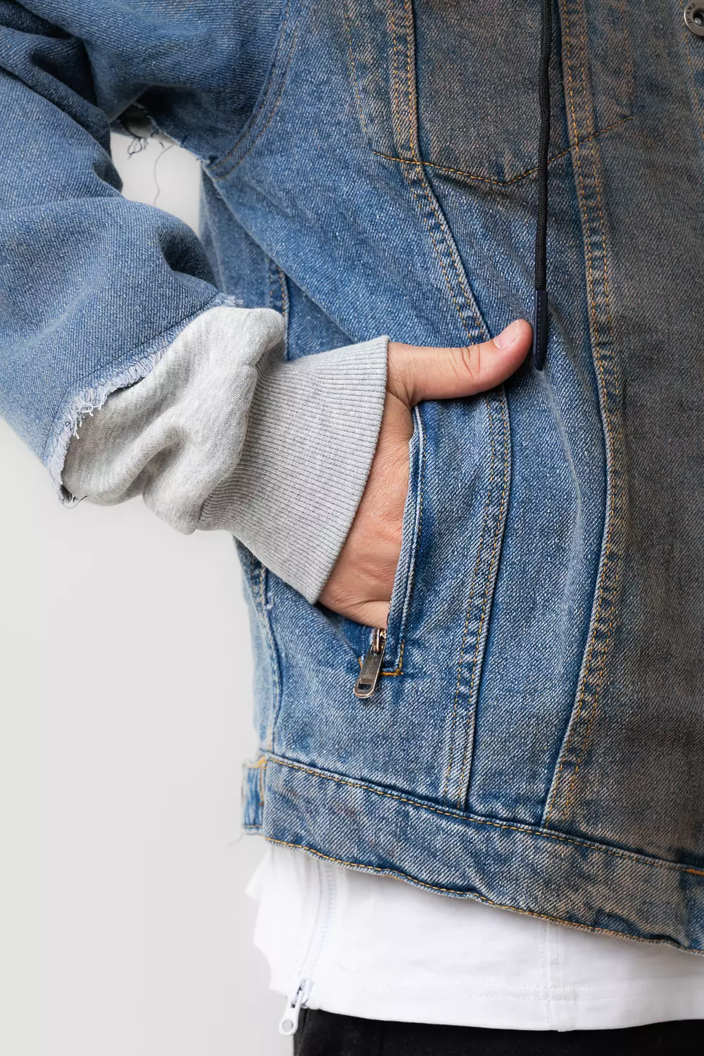 DENIM JACKET WITH JERSEY SLEEVES COVERED WITH A DENIM LAYER 2