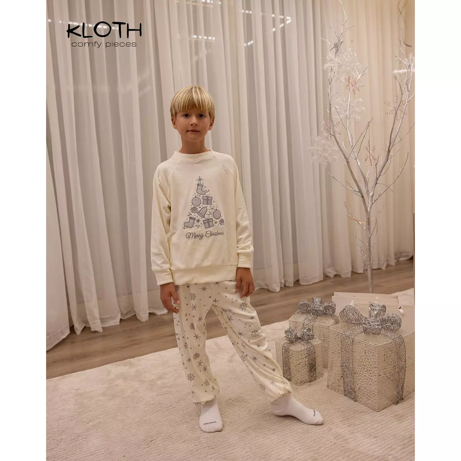 CHRISTMAS PAJAMAS FOR THE FAMILY (WHITE & GREY  STARS PANTS)  7