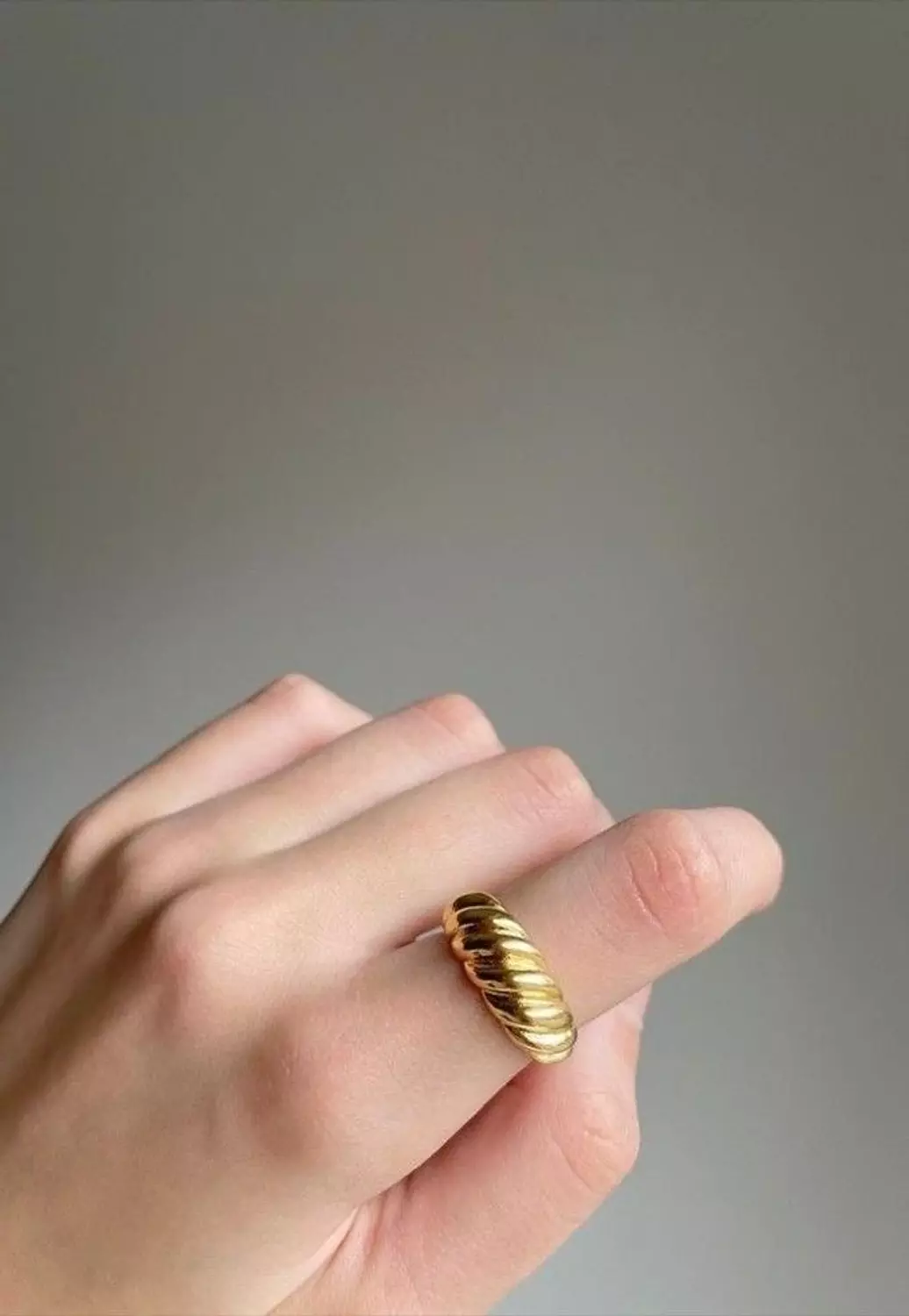 Croissant ring 1