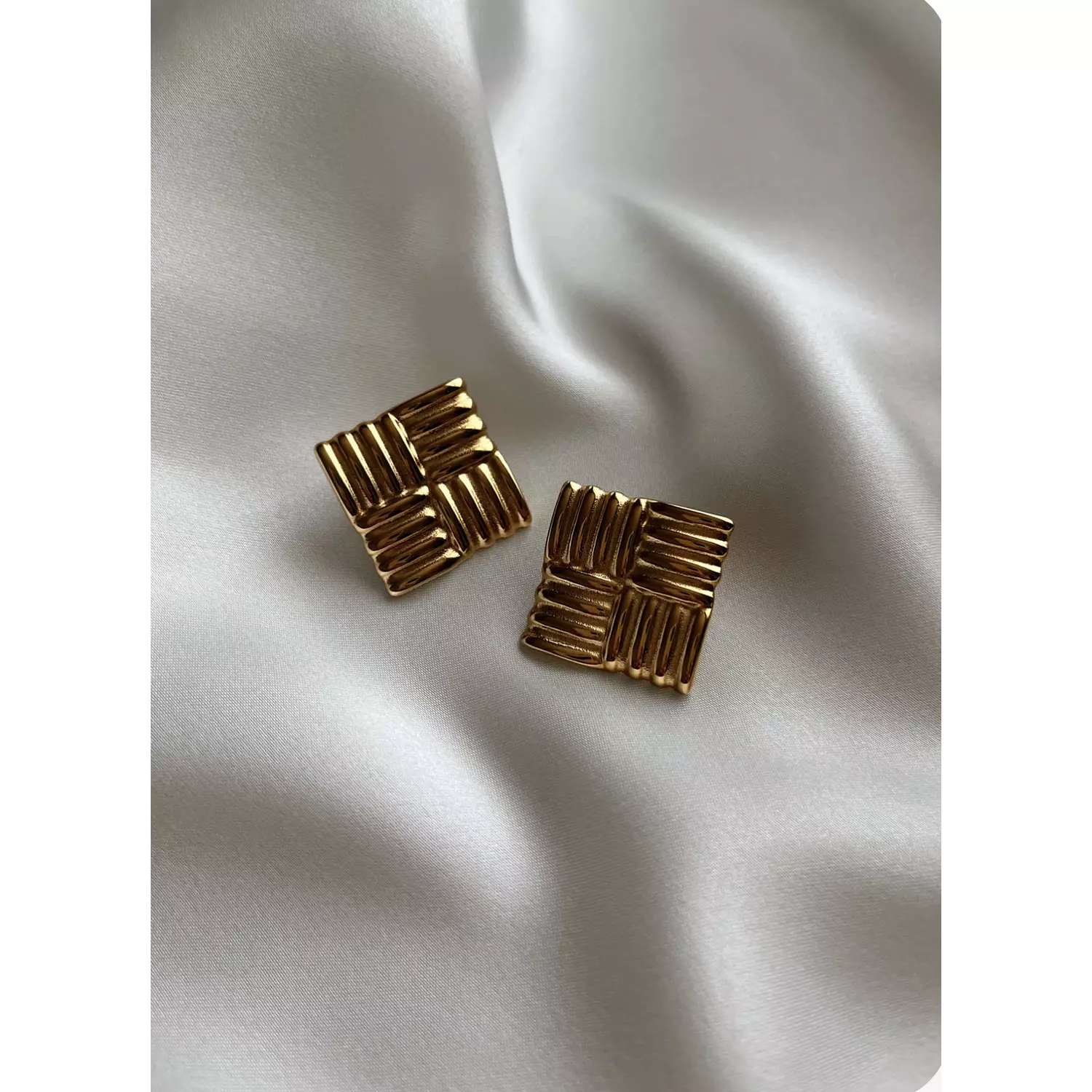 Boxy Zigzag Earrings  hover image