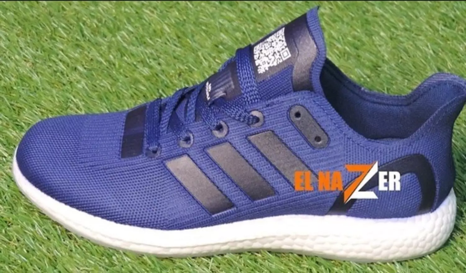 ADIDAS BOOST - RUNNING SHOES 3