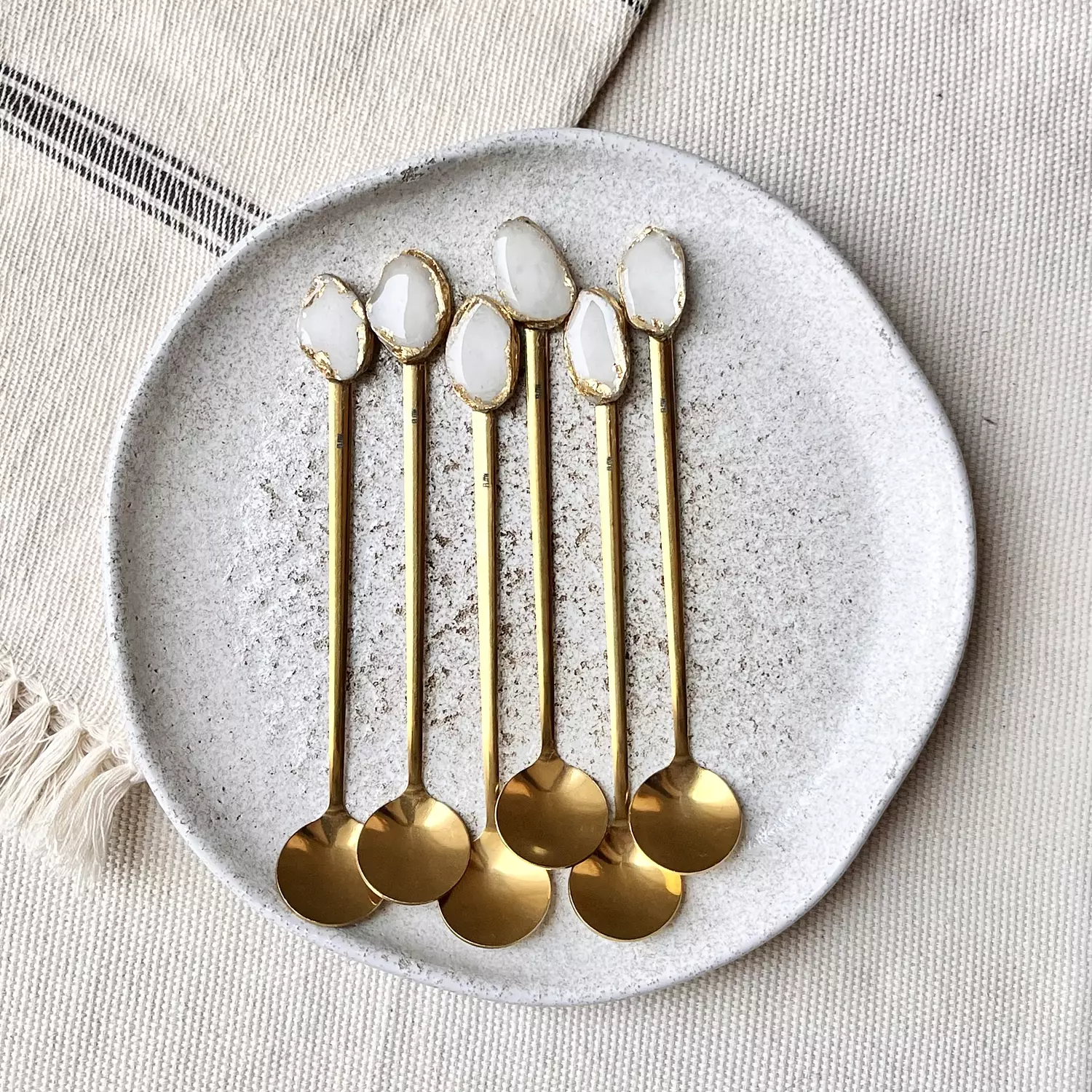 Long Gold Teaspoons set hover image