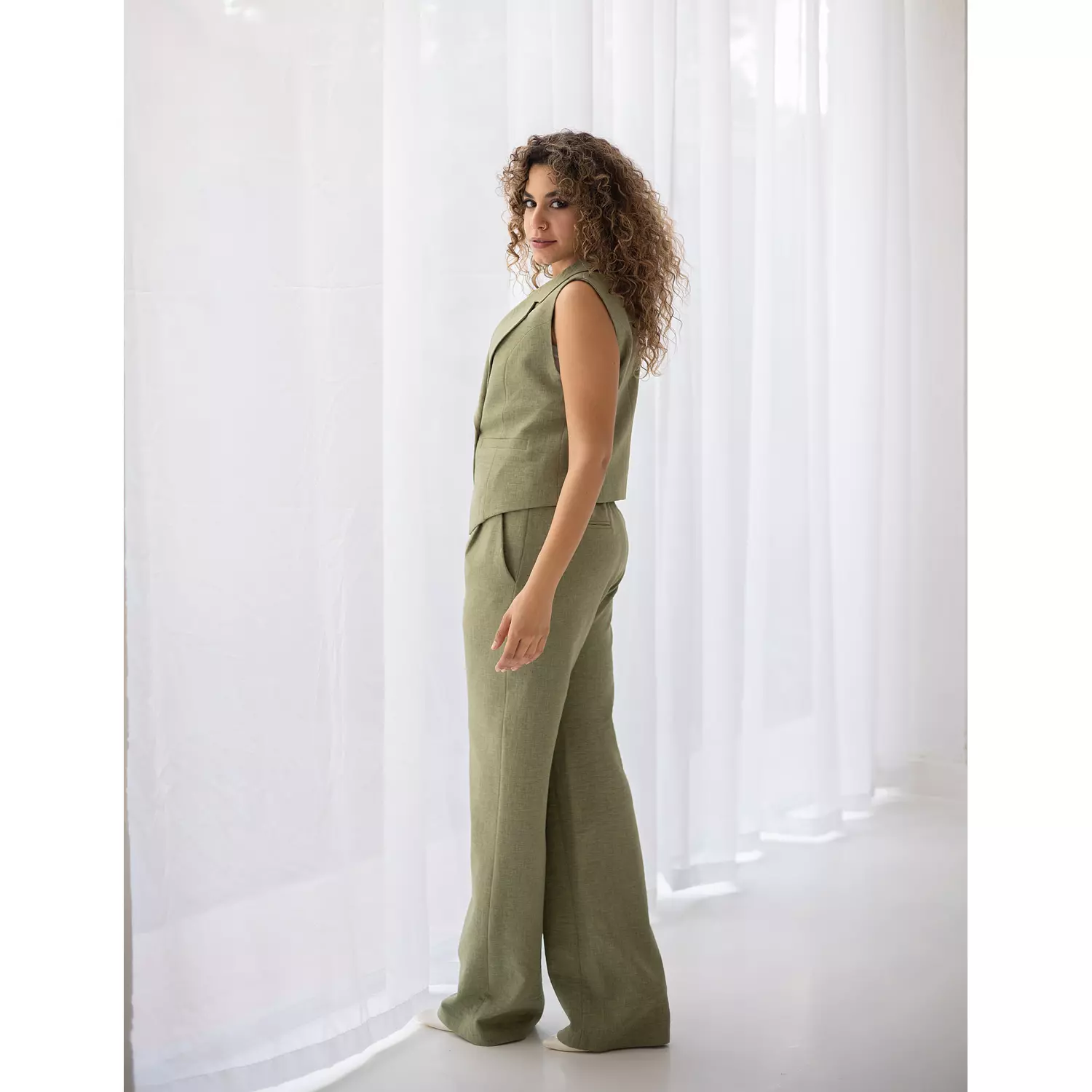  Vineyard green linen wide-leg straight mid pants   3