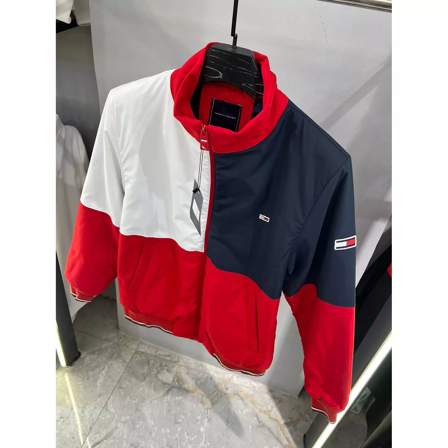 TOMMY HILFIGER COLOUR JACKET 6