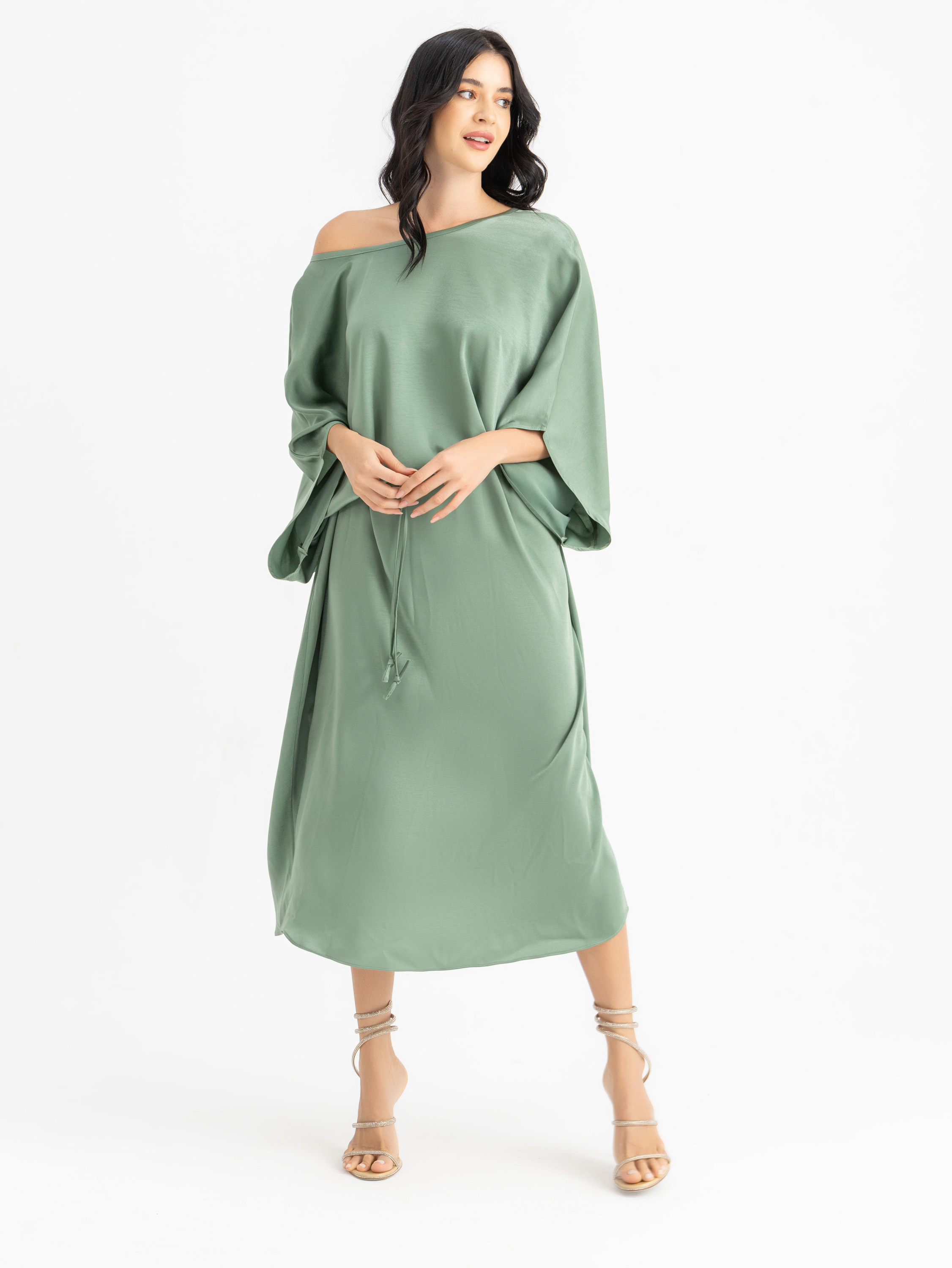 The KAMILIA gathered satin kaftan  3