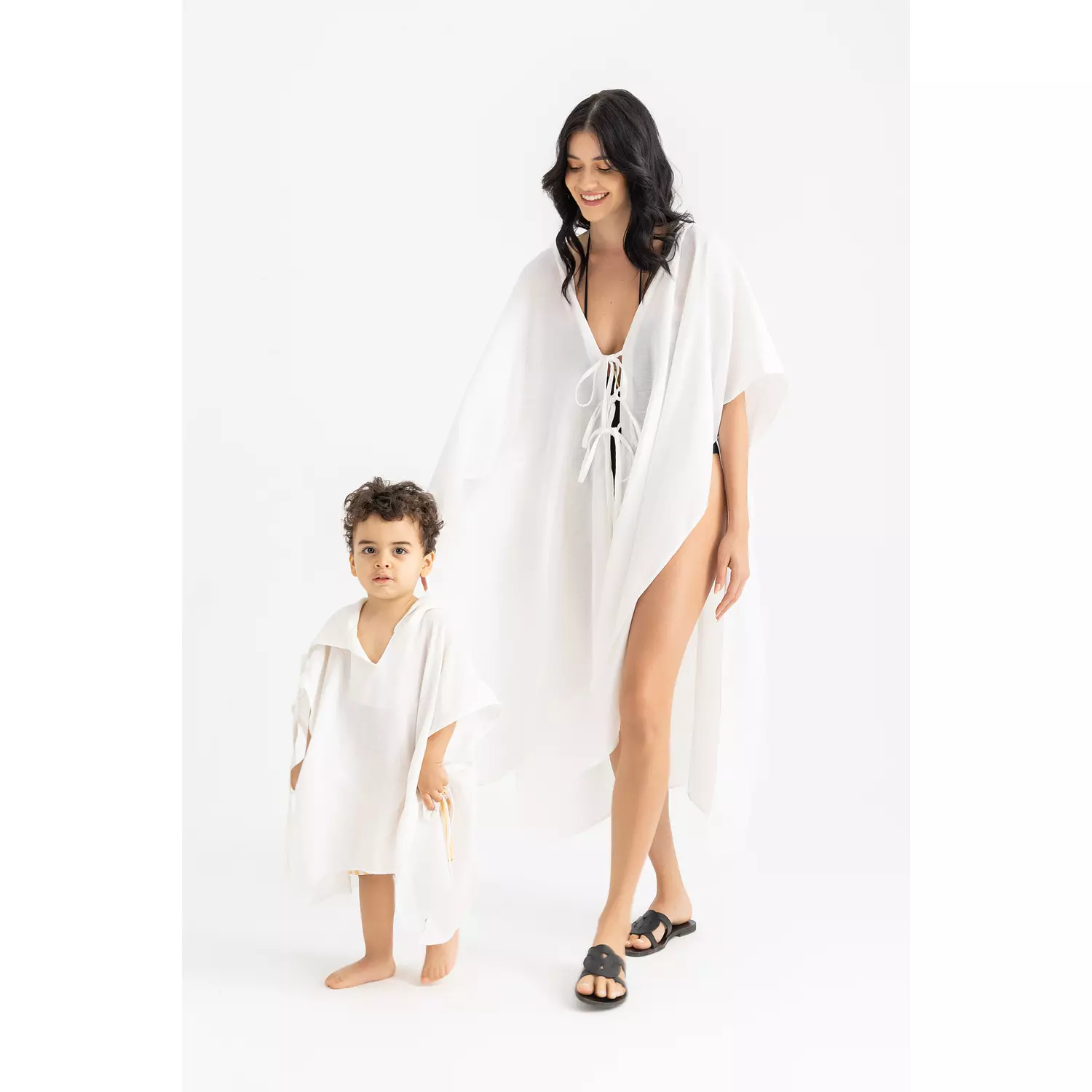 The HILDA KIDS linen hooded cape 1