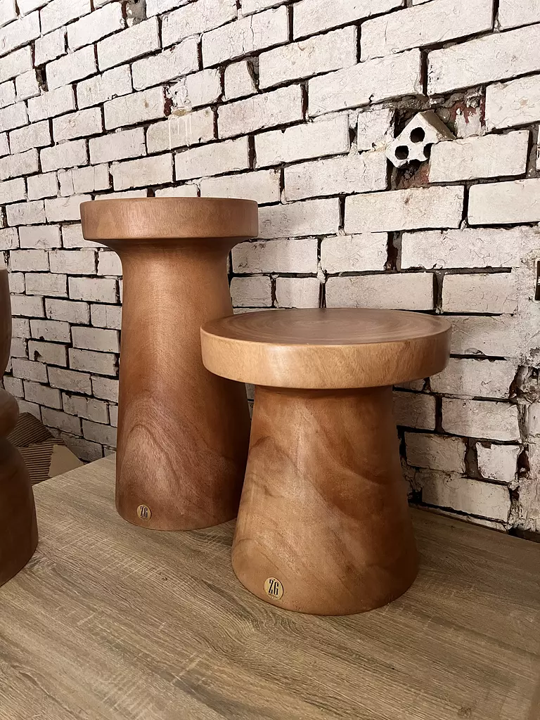 WAVES SIDE TABLE 