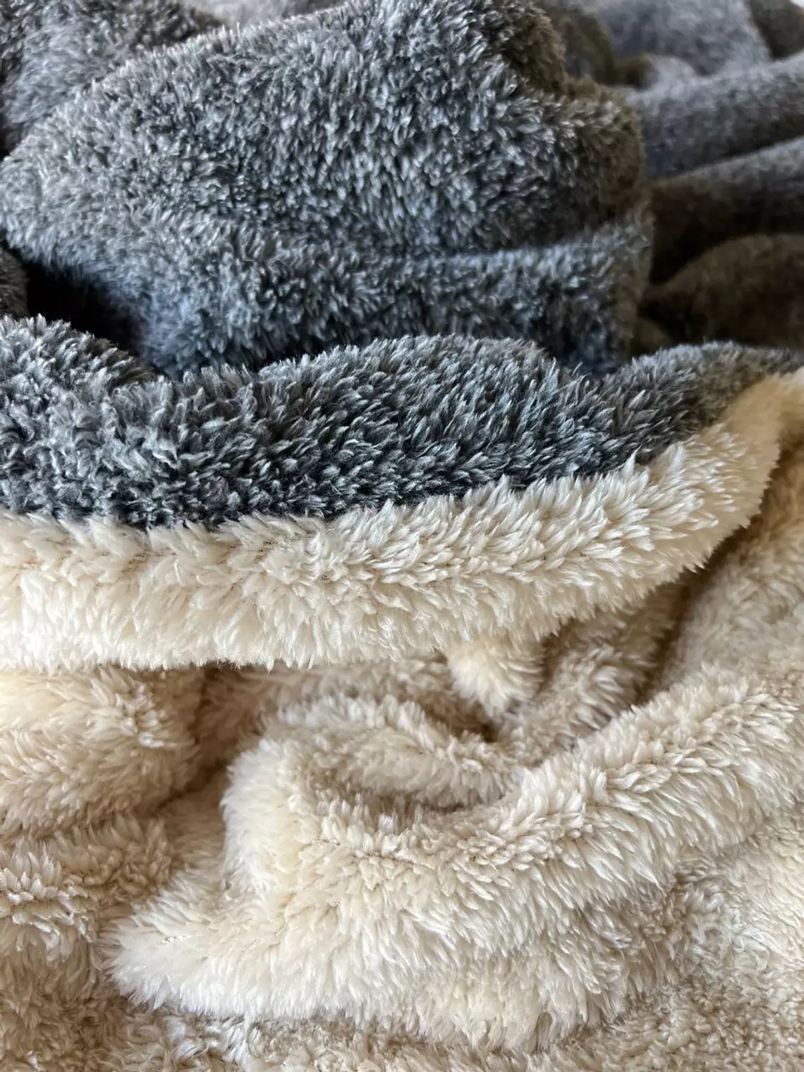 Cuddle Throw - Grey 2