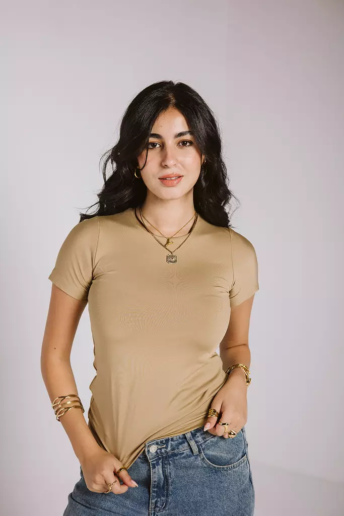 Round neck short sleeve desert