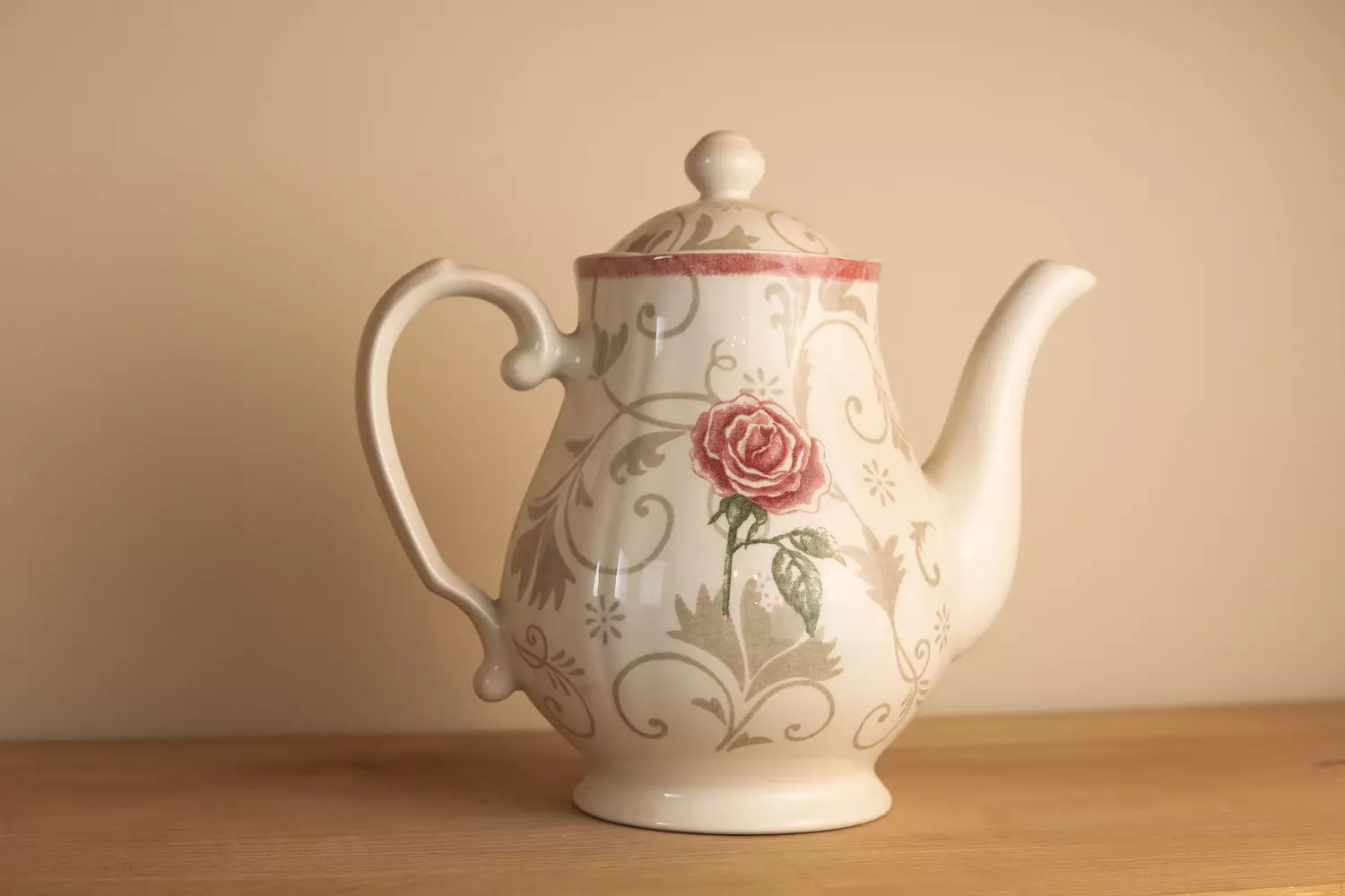 Stoneware floral Tea pot-2nd-img