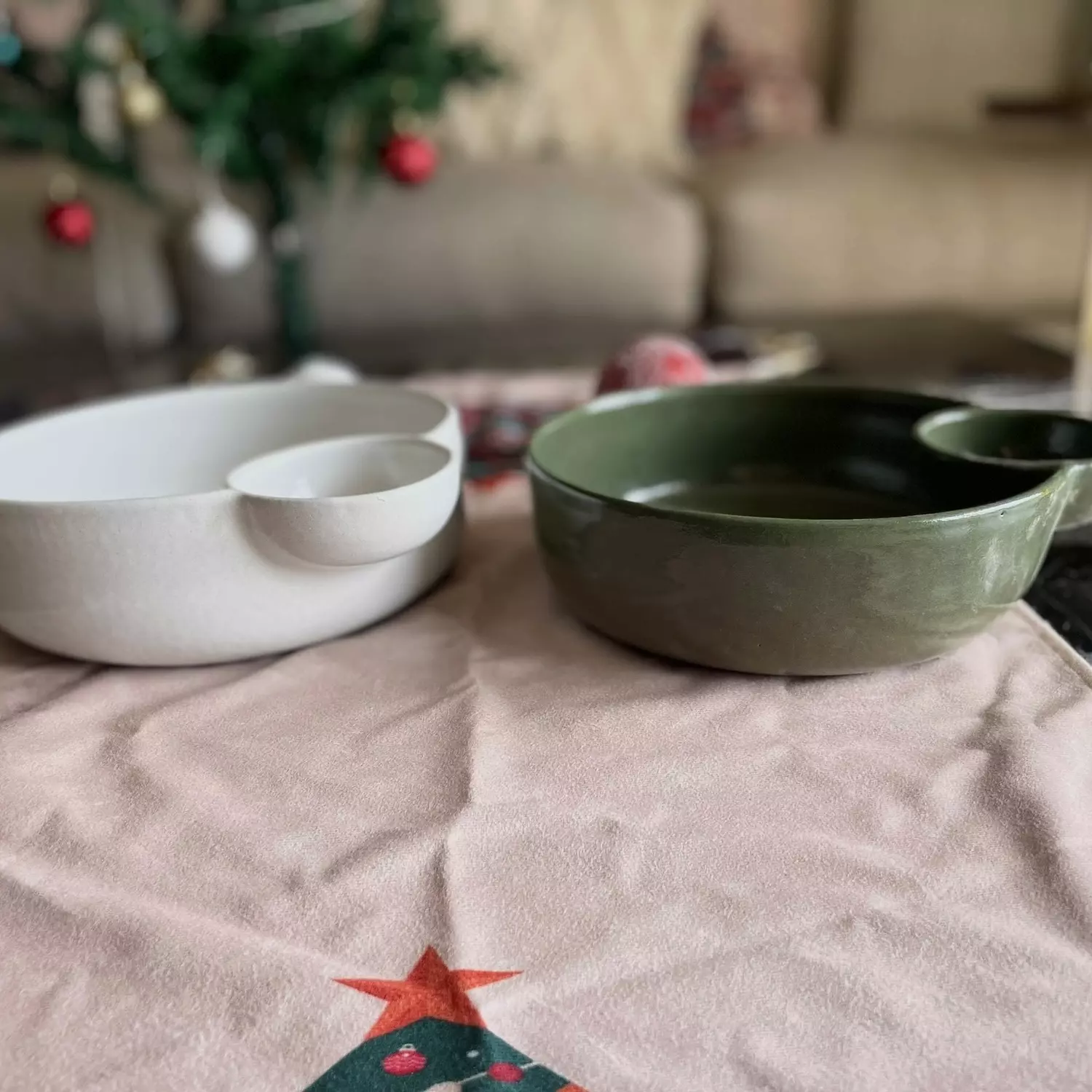 Side-dipping bowl-green 2