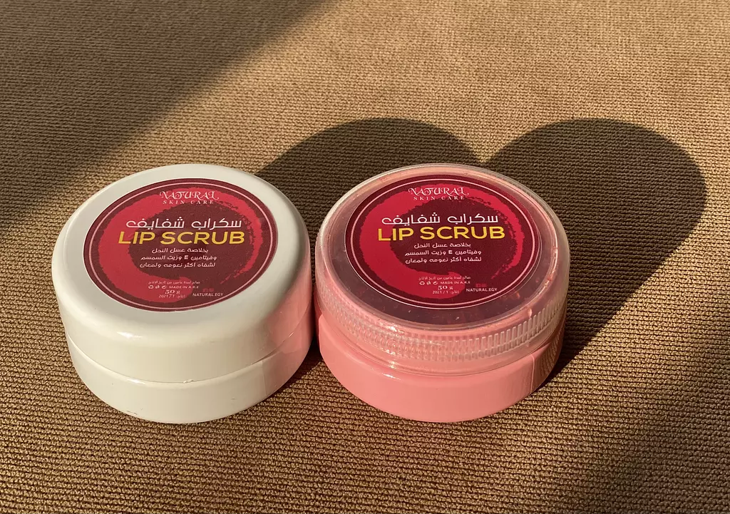 Lip scrub 